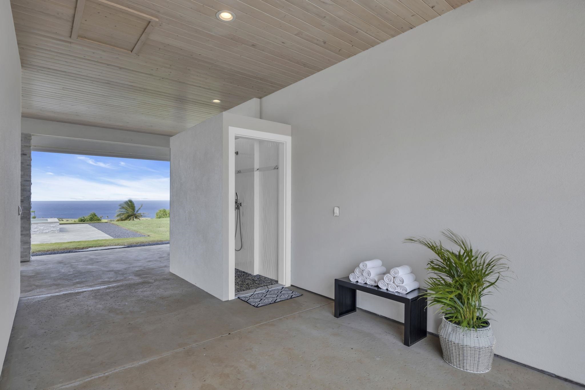 500  Kai Huki Cir Peahi Farms, Haiku home - photo 42 of 50