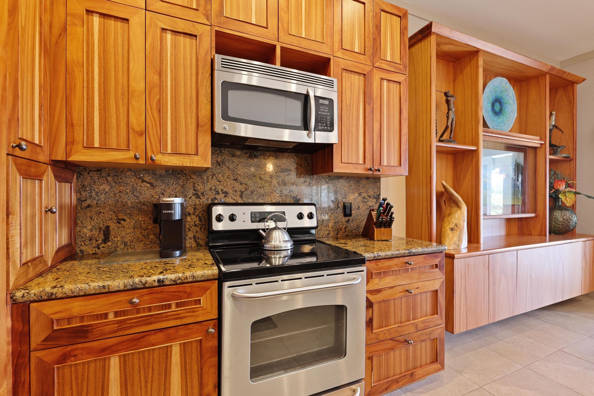 Kapalua Golf Villas condo # 11P3-4, Lahaina, Hawaii - photo 12 of 36