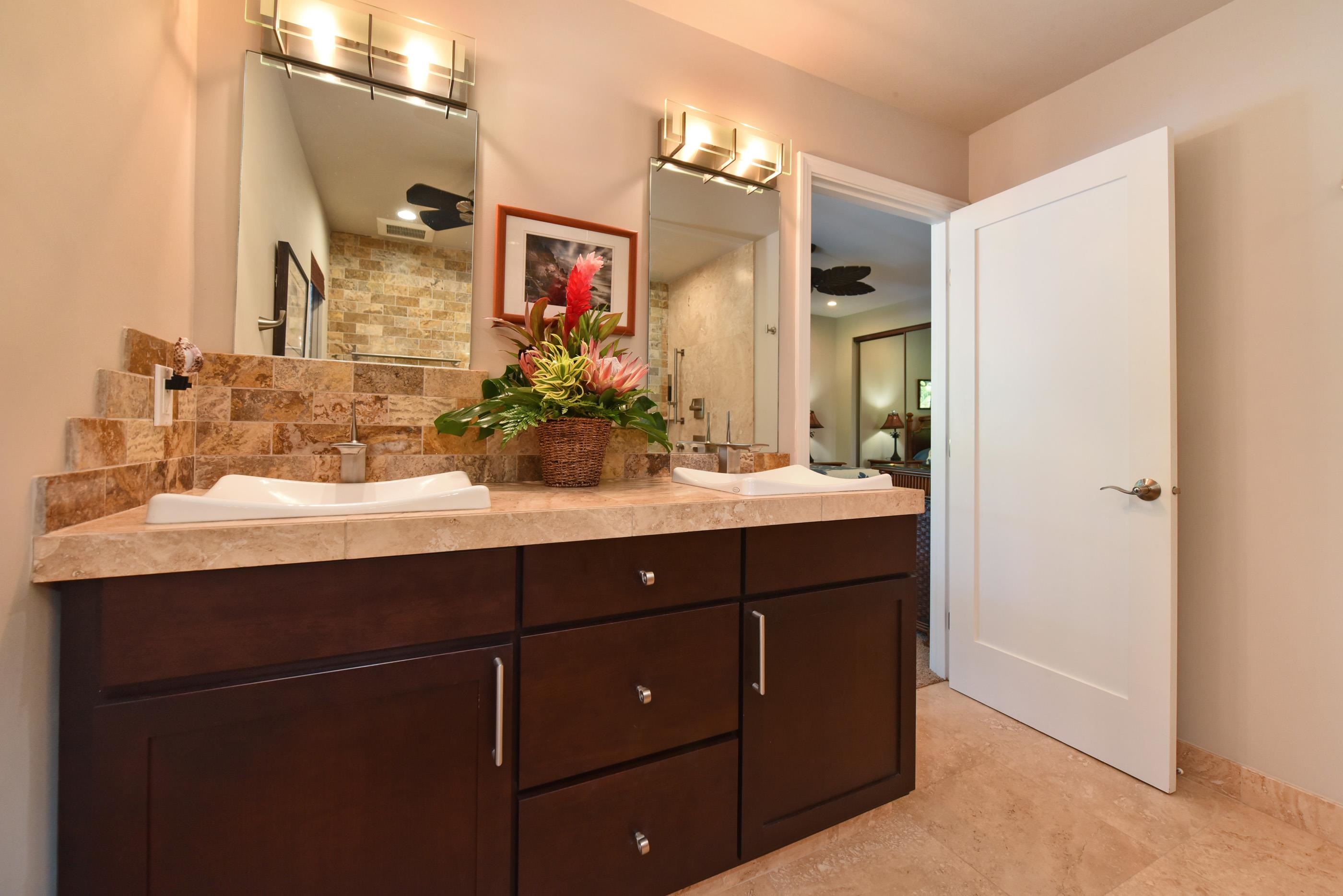 Kapalua Golf Villas condo # 12V1, Lahaina, Hawaii - photo 26 of 30