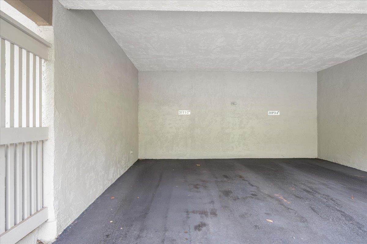 Kapalua Golf Villas condo # 20T12, Lahaina, Hawaii - photo 30 of 34