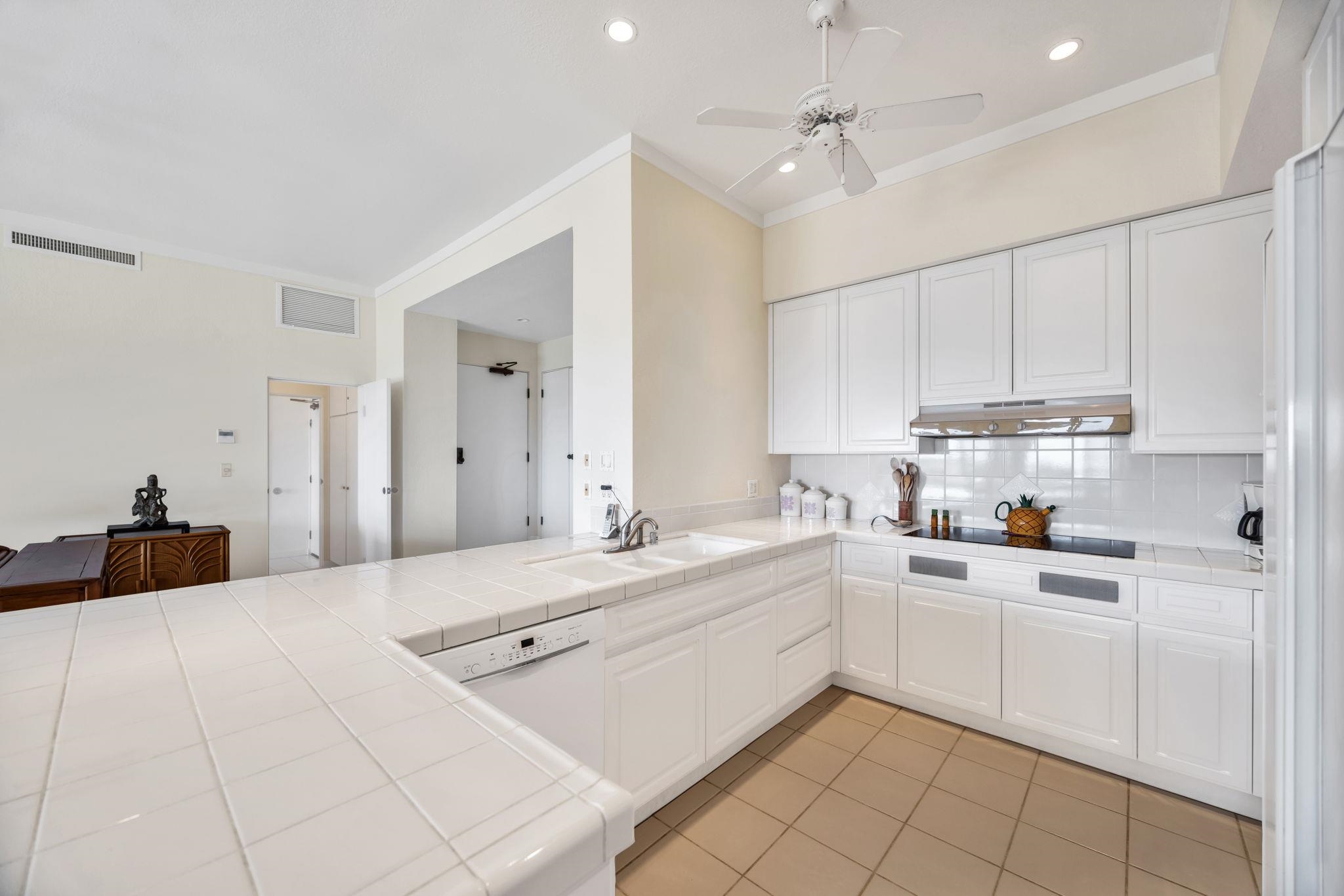 Kapalua Golf Villas condo # 22P3-4, Lahaina, Hawaii - photo 24 of 48