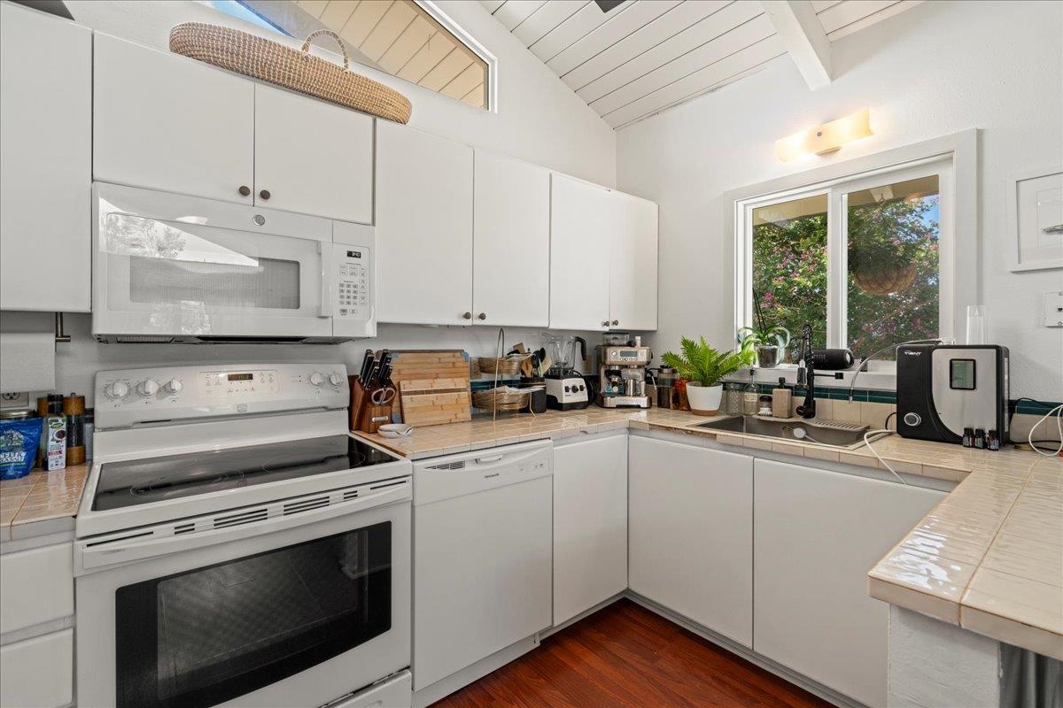 5000  Lower Honoapiilani Rd Napili, Napili/Kahana/Honokowai home - photo 38 of 49