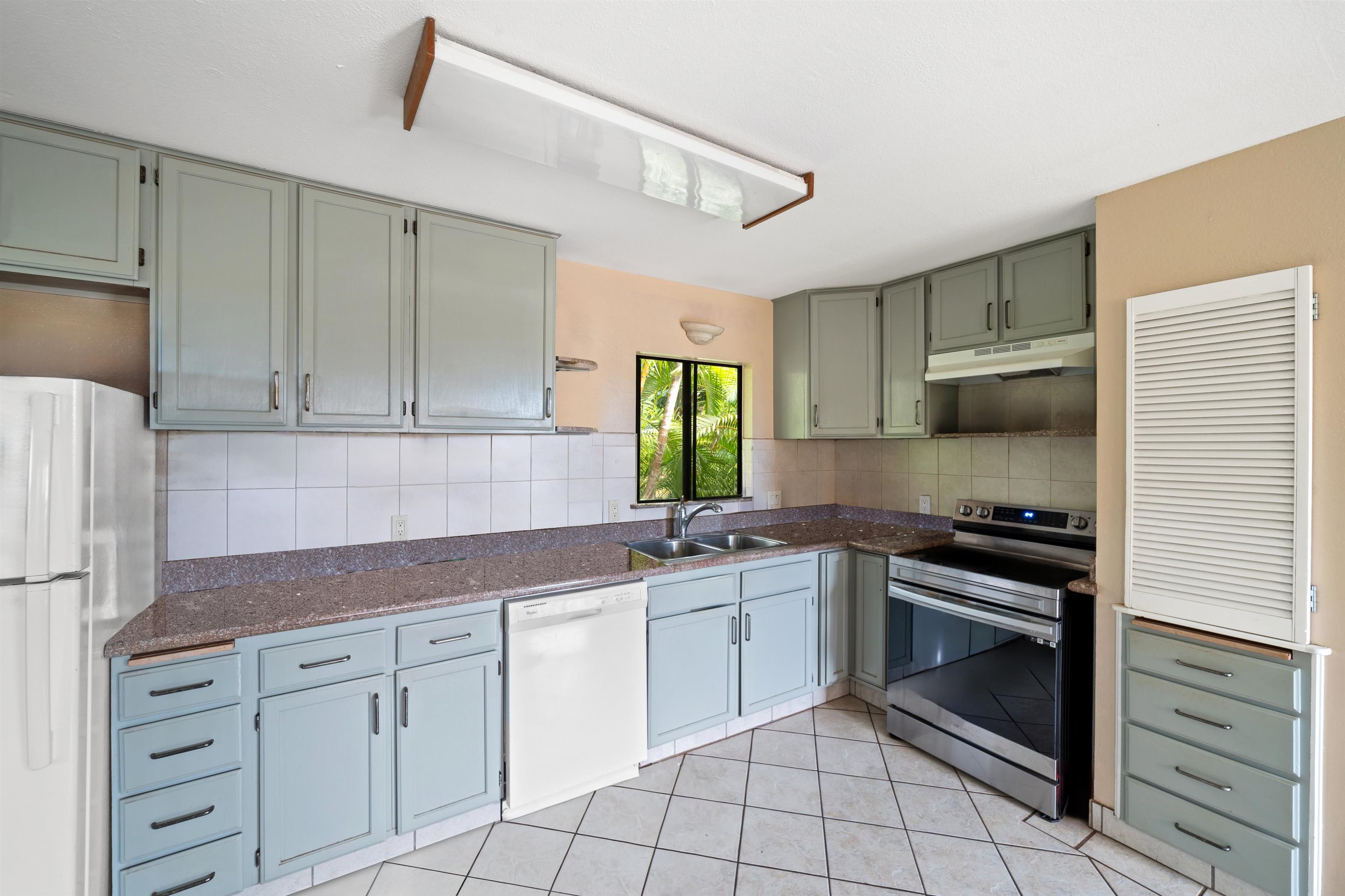 500A  Mikioi Pl Maui Meadows, Maui Meadows home - photo 28 of 44