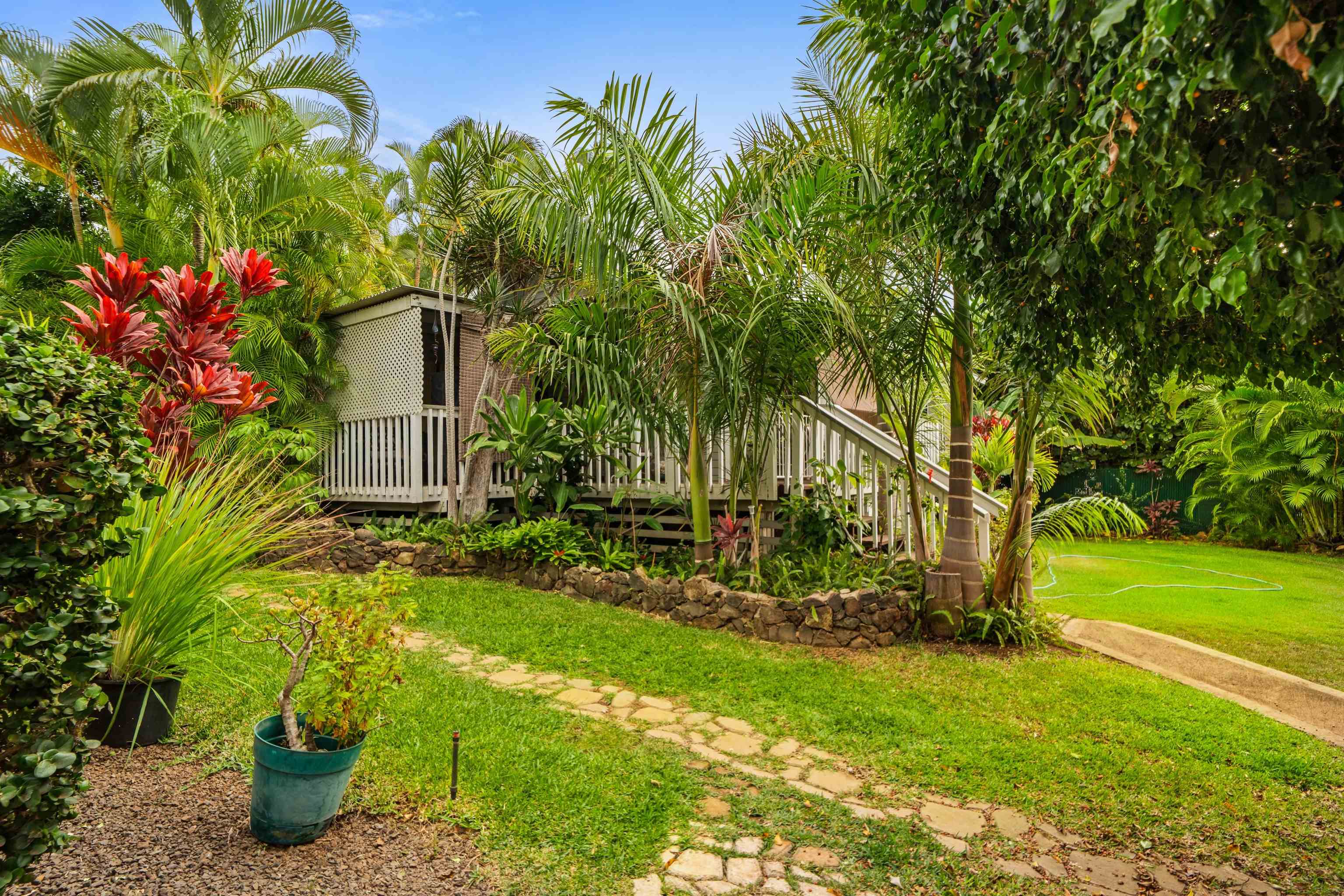 500A  Mikioi Pl Maui Meadows, Maui Meadows home - photo 34 of 44