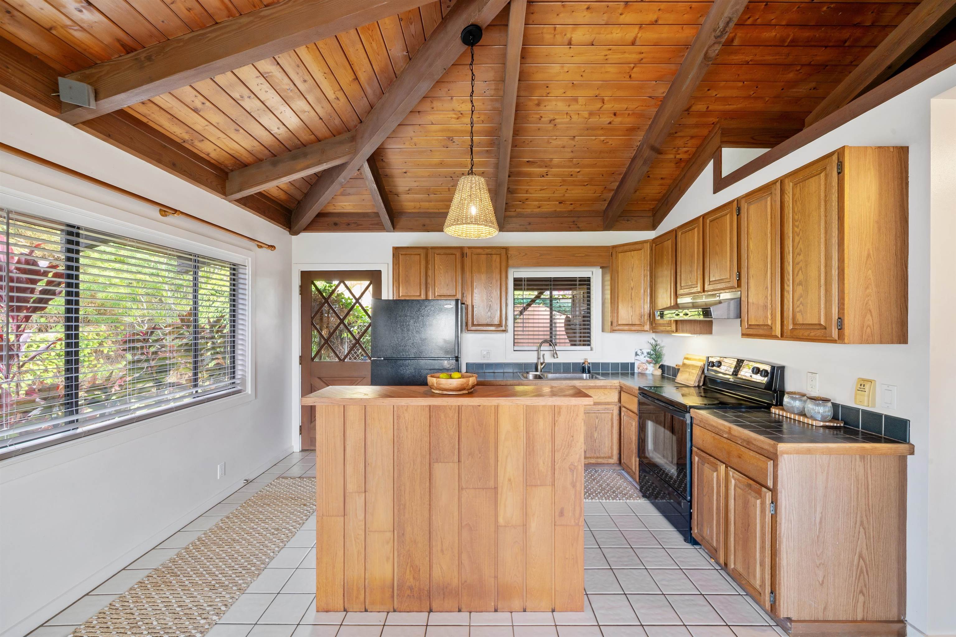 500A  Mikioi Pl Maui Meadows, Maui Meadows home - photo 5 of 44