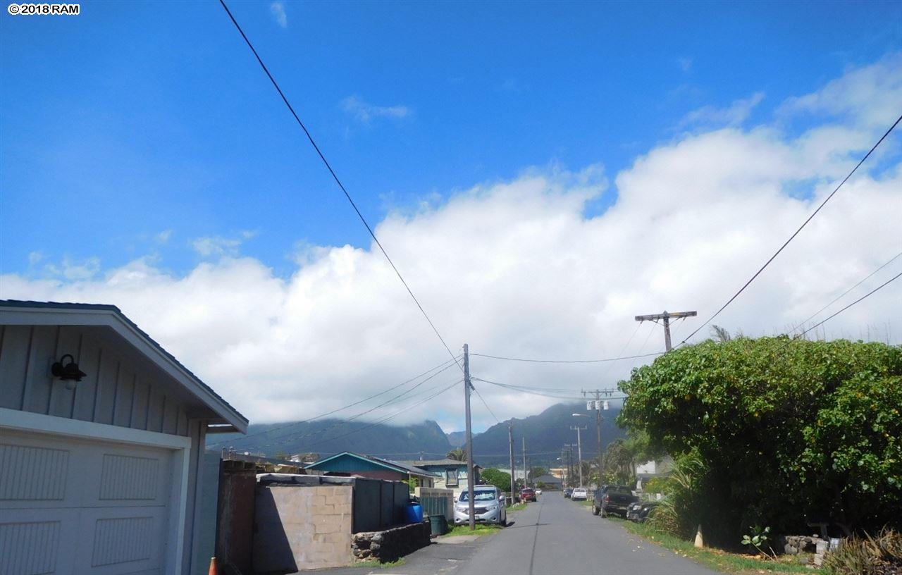 505  KAINALU St , Wailuku home - photo 8 of 10