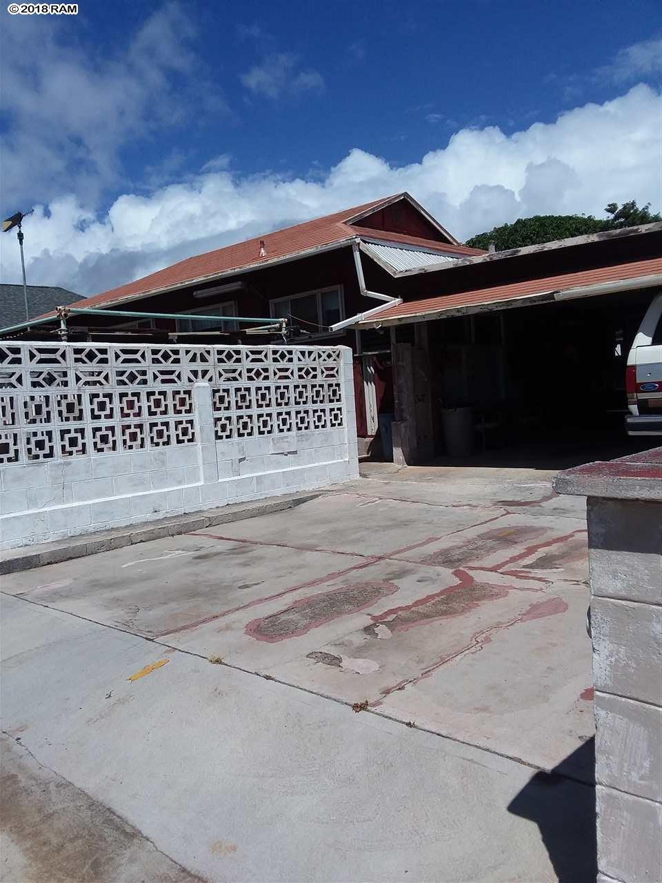 506  Onehee Ave , Kahului home - photo 2 of 25