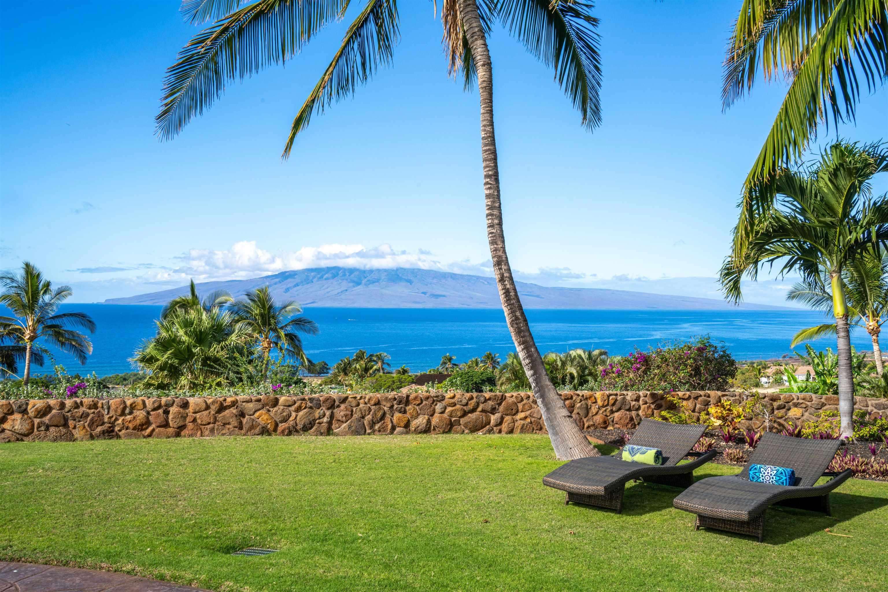 51  Awaiku St Launiupoko, Lahaina home - photo 2 of 39