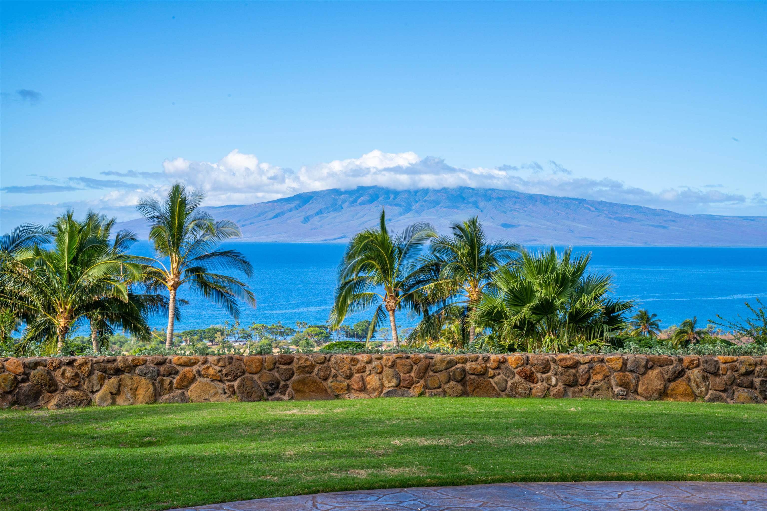 51  Awaiku St Launiupoko, Lahaina home - photo 6 of 39