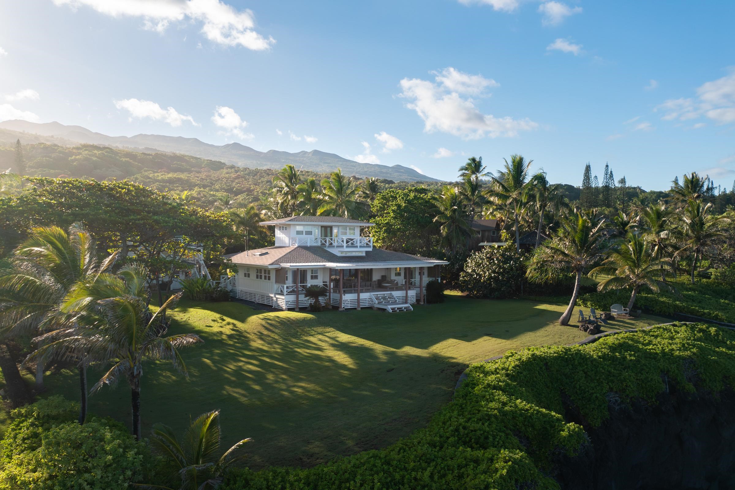 51  Kapohue Rd , Hana home - photo 3 of 50