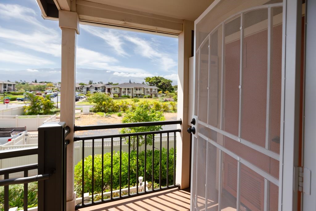 Flats at Kamalani condo # 305, Kihei, Hawaii - photo 4 of 31