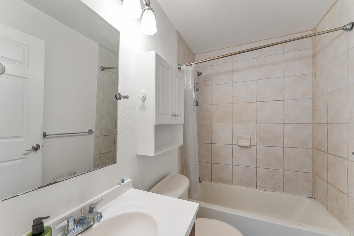 Iao Parkside I condo # 4202, Wailuku, Hawaii - photo 35 of 47