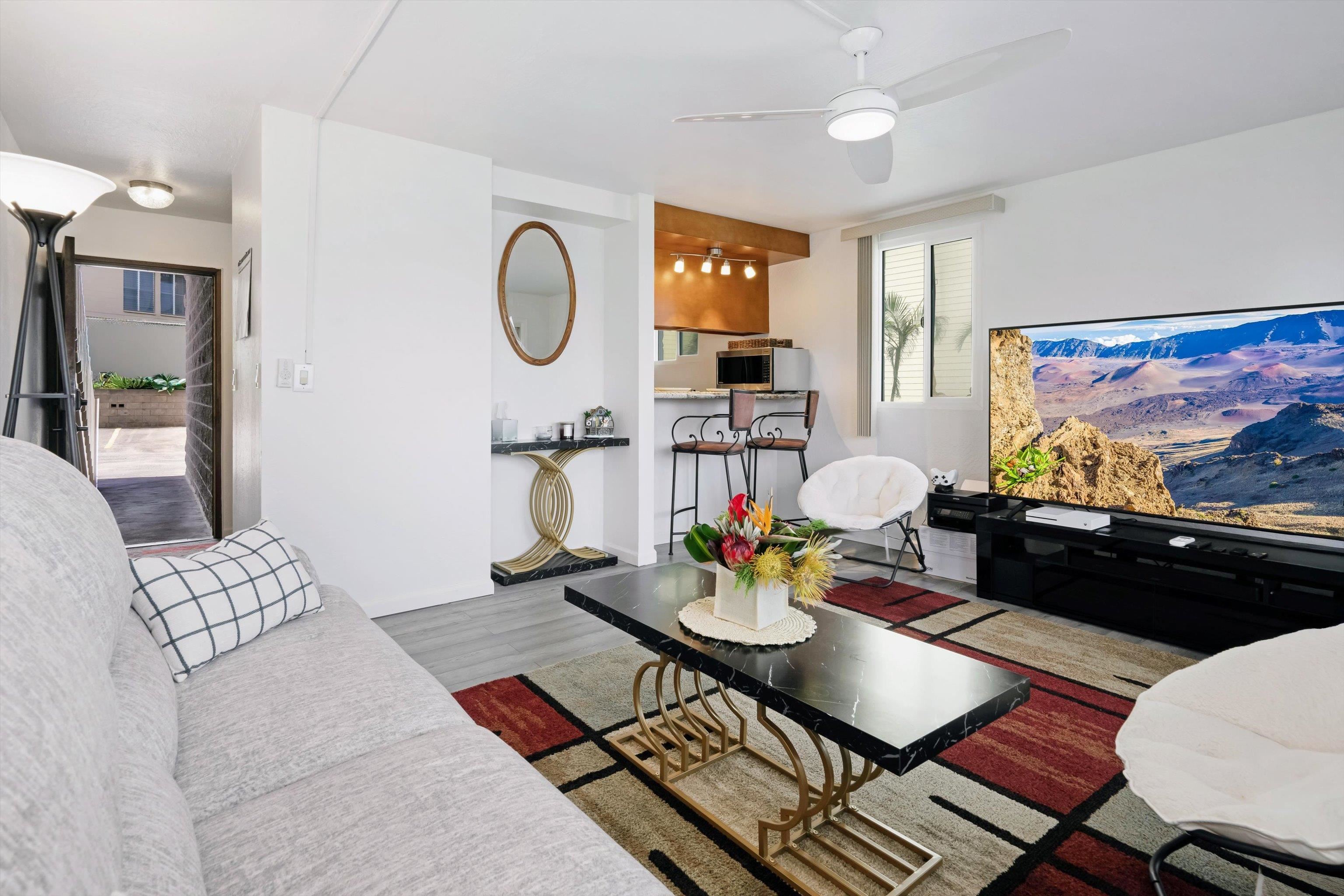 Wailuku Manor condo # 101, Wailuku, Hawaii - photo 3 of 36