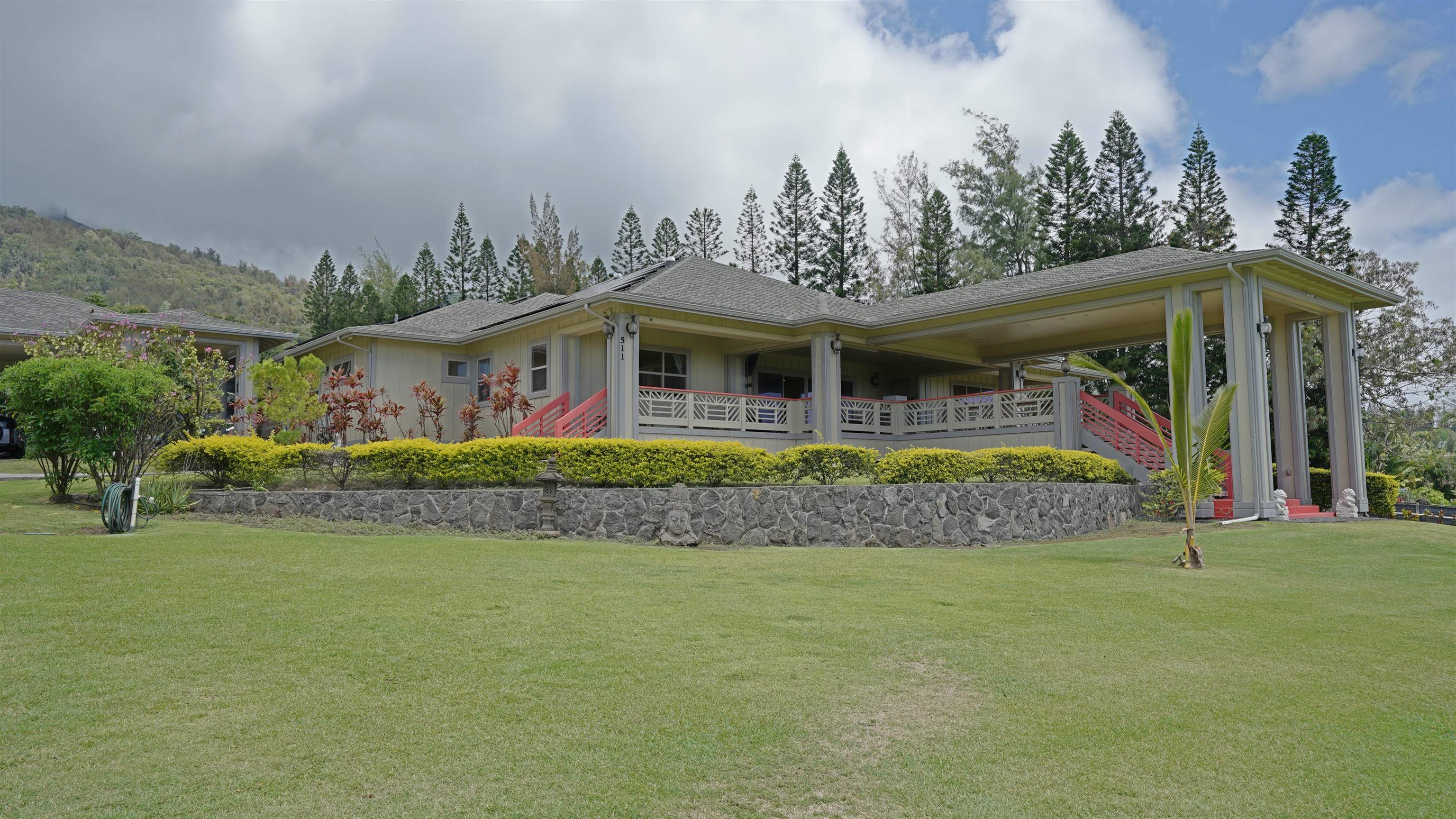 511  Anekona St , Wailuku home - photo 10 of 50