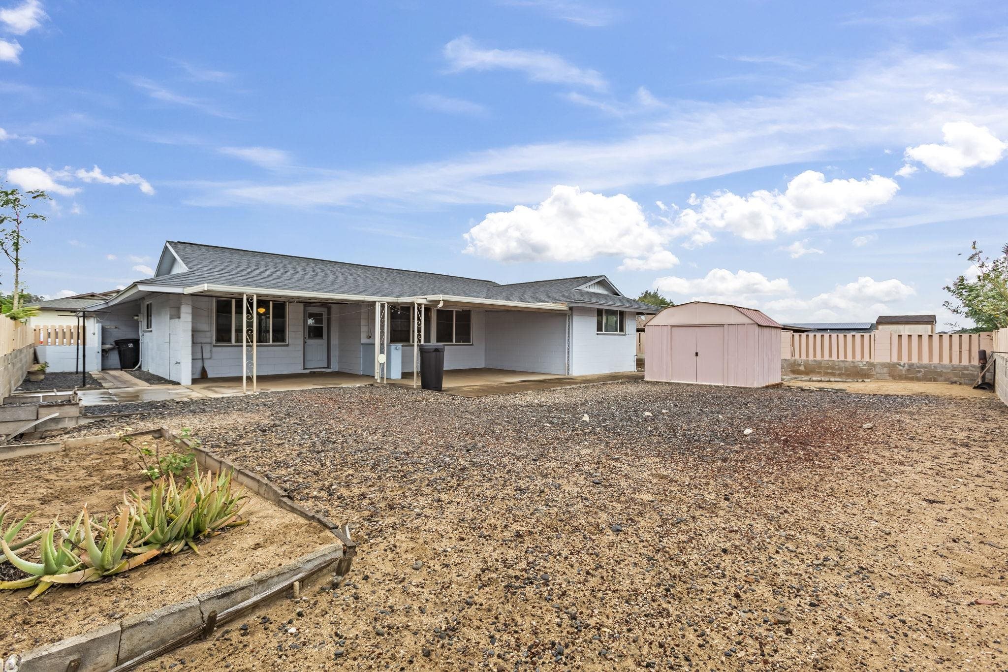 511  Kaulana St , Kahului home - photo 34 of 39