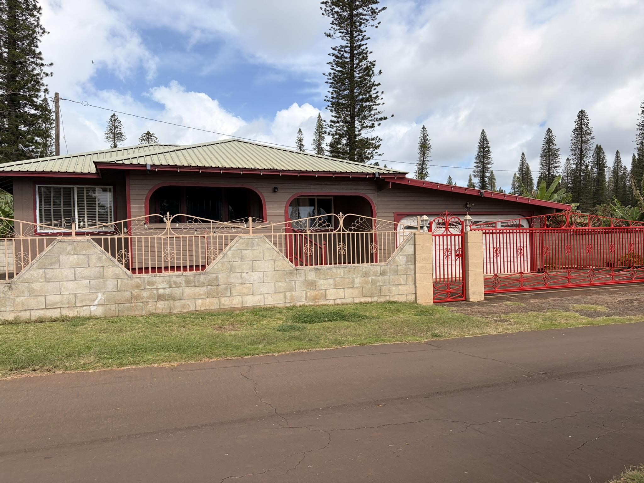 514  Gay St , Lanai home - photo 17 of 21
