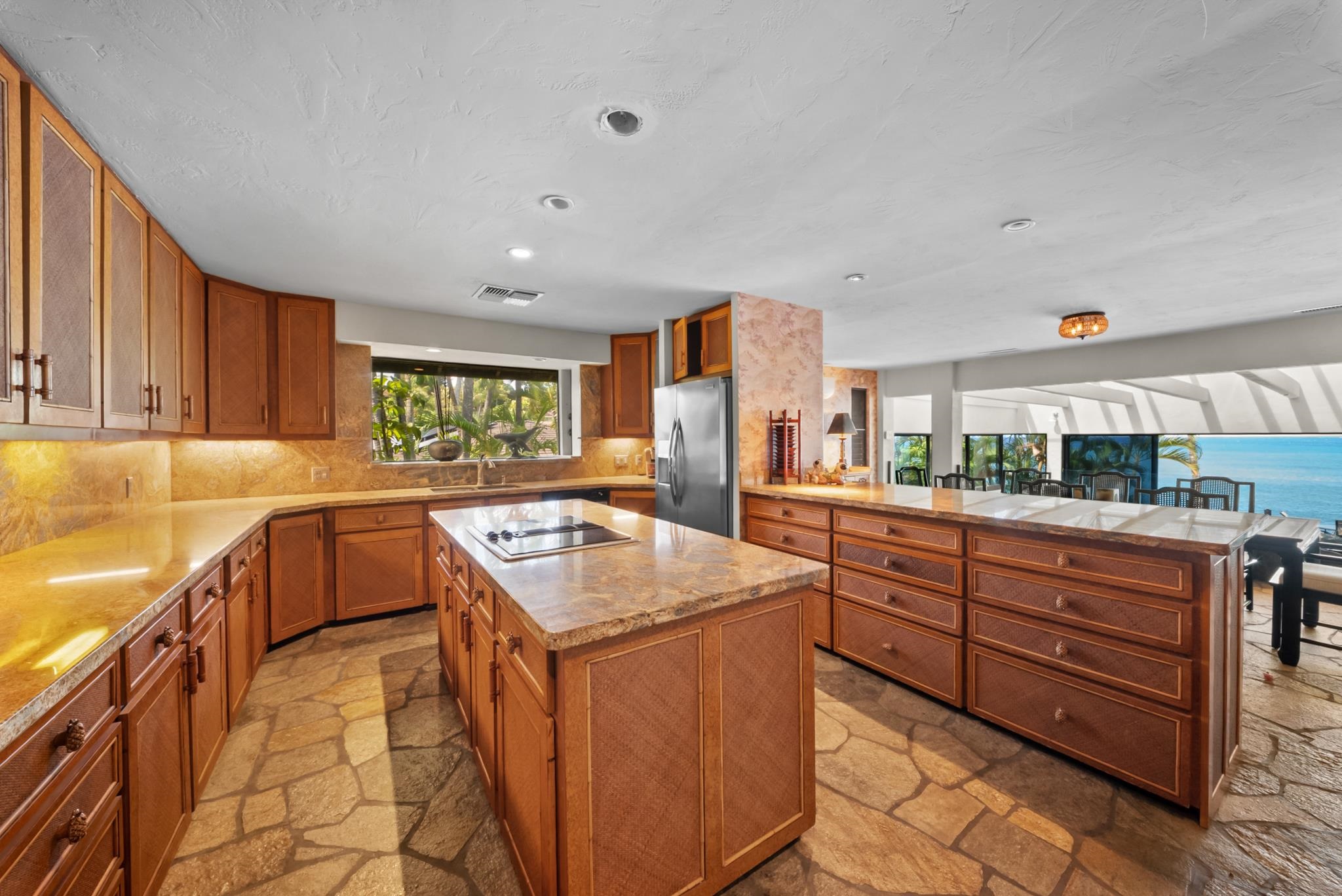 5157  Lower Honoapiilani Rd , Napili/Kahana/Honokowai home - photo 16 of 42