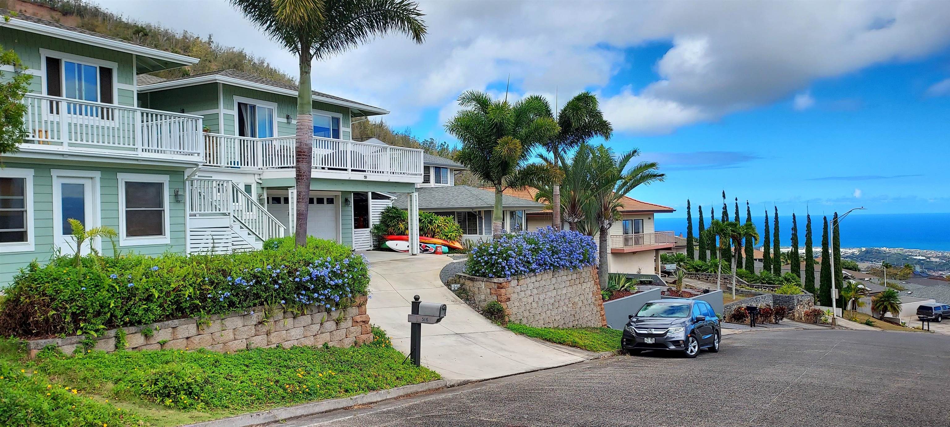 516  Polulani Dr , Wailuku home - photo 2 of 32