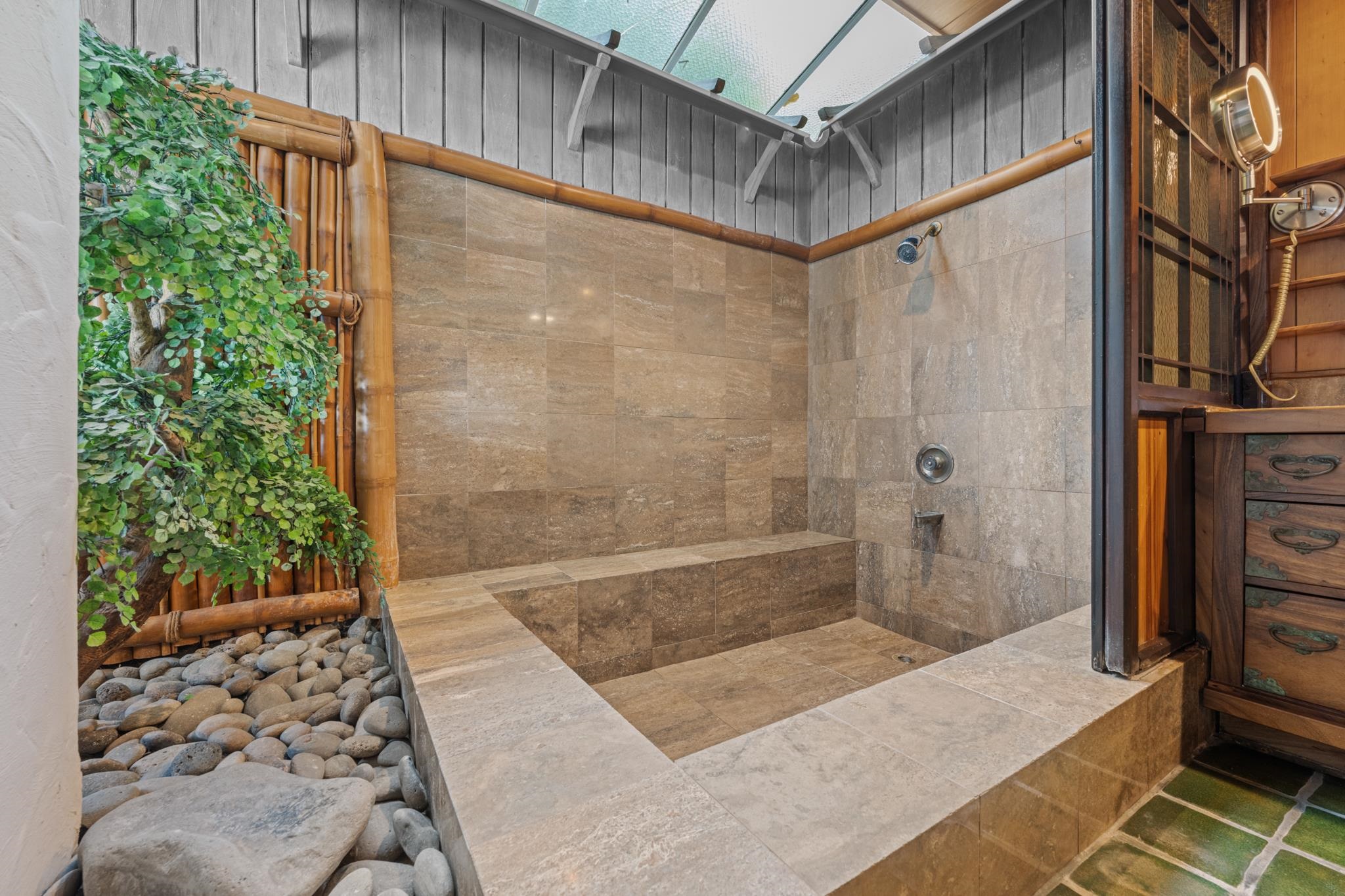 5163  Lower Honoapiilani Rd , Napili/Kahana/Honokowai home - photo 34 of 50