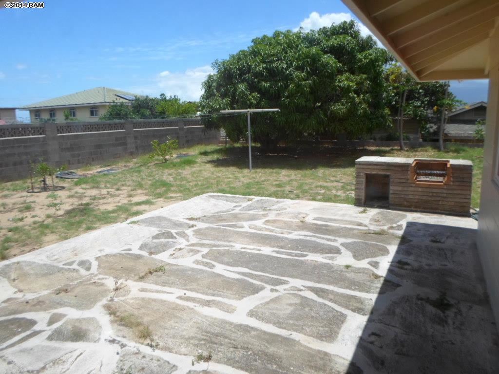 517  Kaimana St , Kahului home - photo 23 of 29