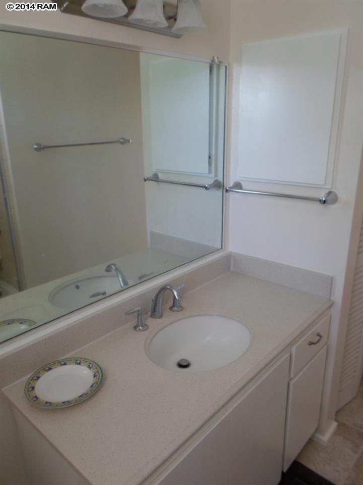 517  Kaimana St , Kahului home - photo 9 of 29