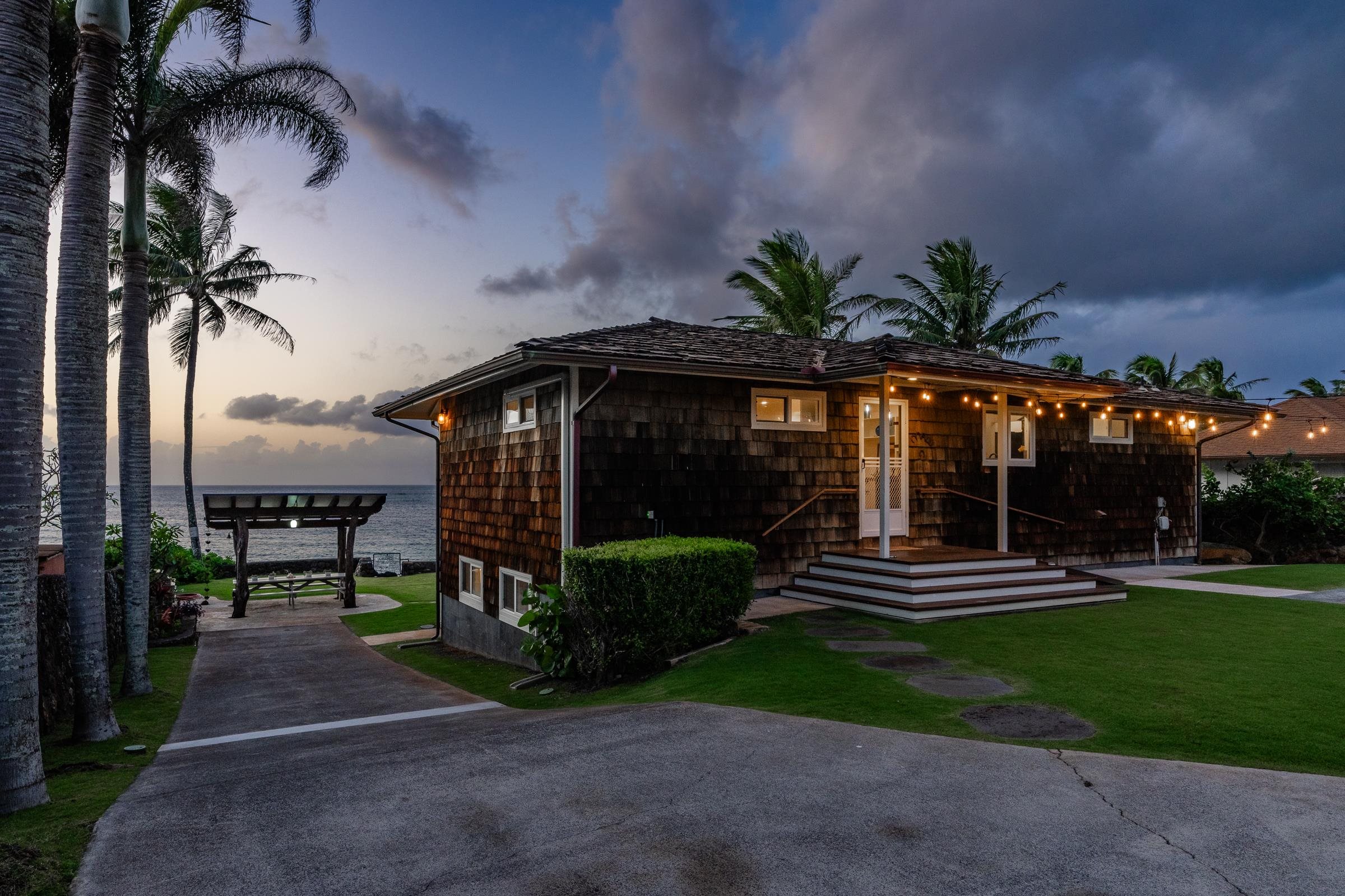 519  Hana Hwy Ku'au, Spreckelsville/Paia/Kuau home - photo 21 of 50
