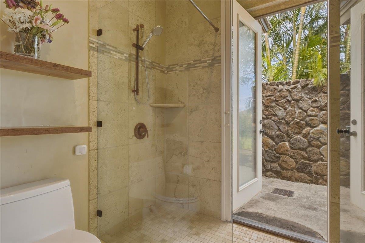 52  Iliahi Way Launiupoko, Lahaina home - photo 14 of 50