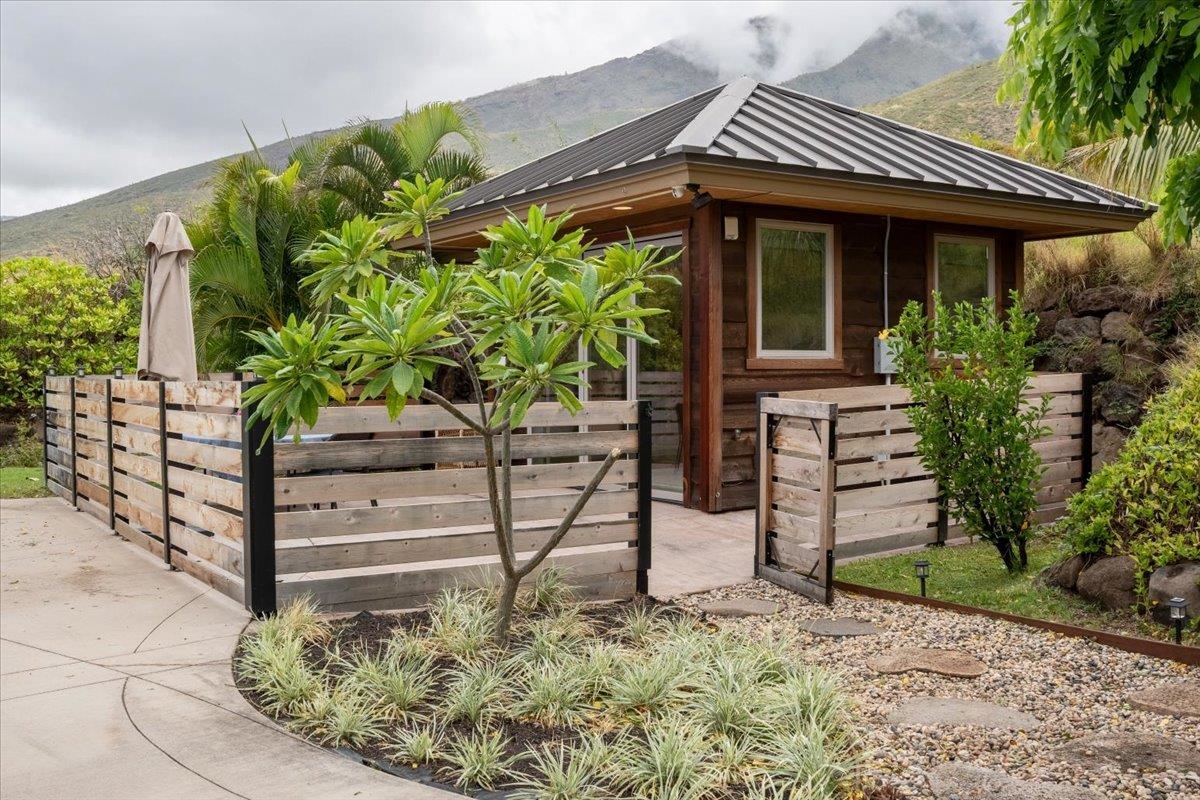 52  Iliahi Way Launiupoko, Lahaina home - photo 39 of 50