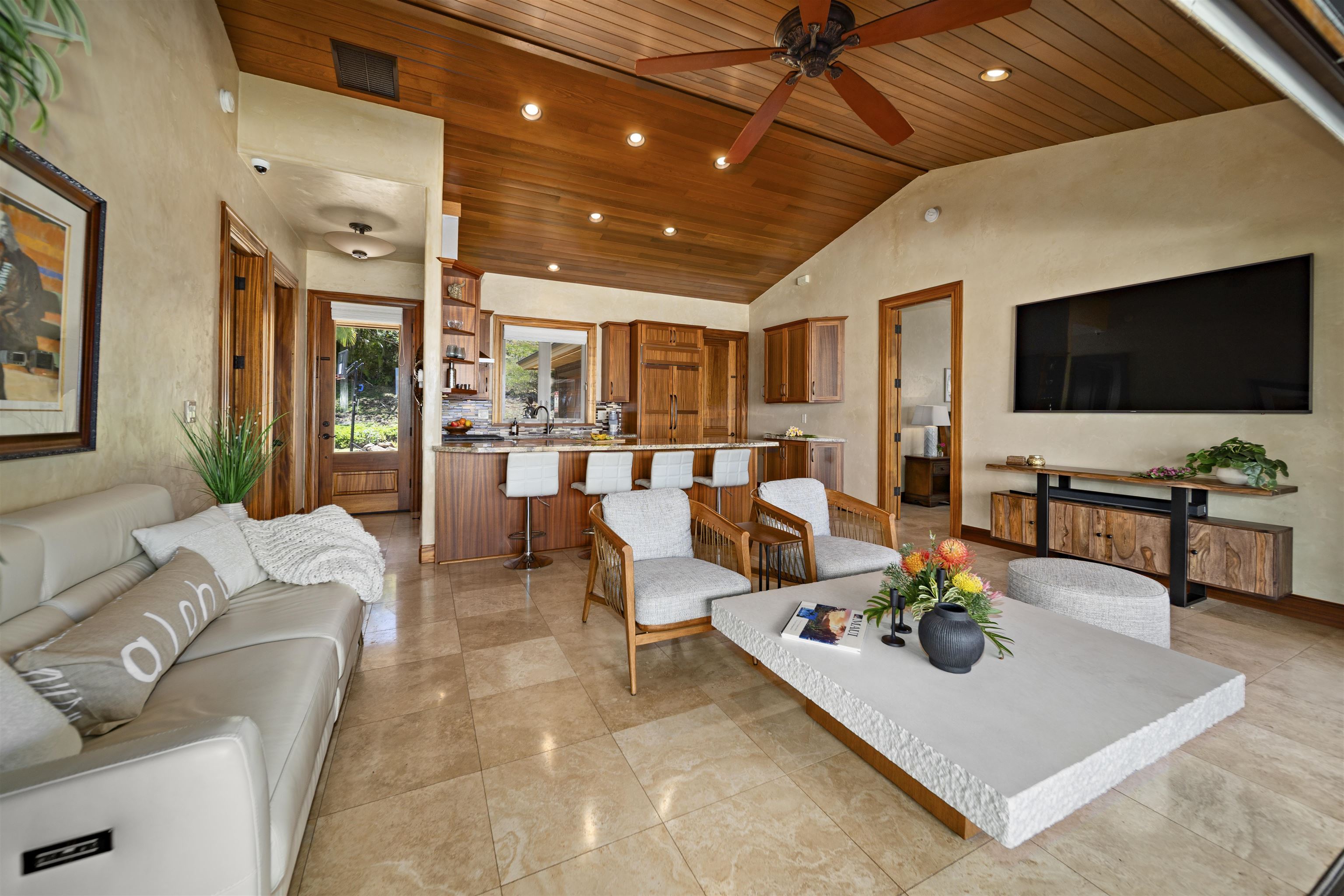 52  Iliahi Way Launiupoko, Lahaina home - photo 18 of 38