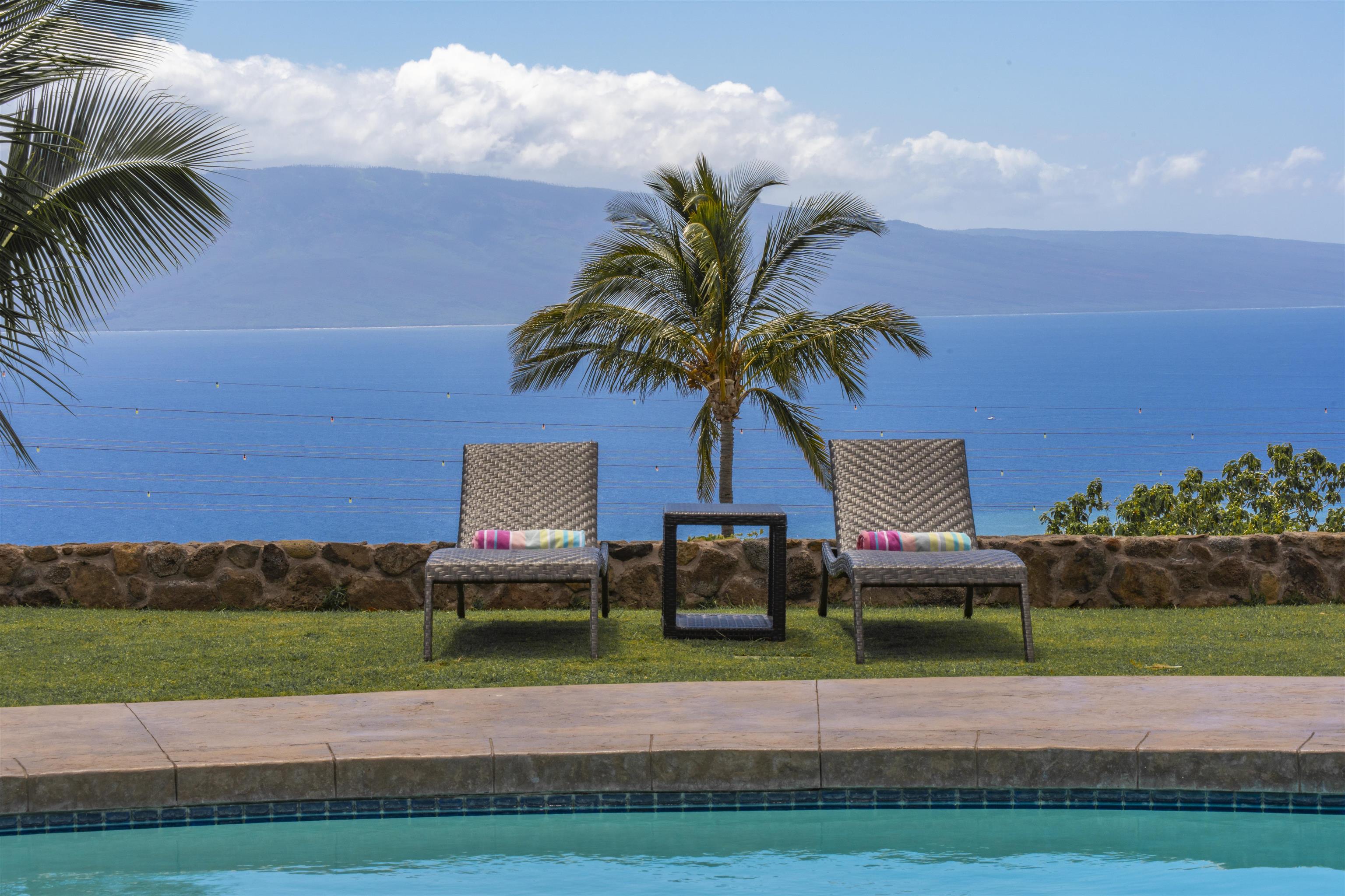 52  Iliahi Way Launiupoko, Lahaina home - photo 3 of 38