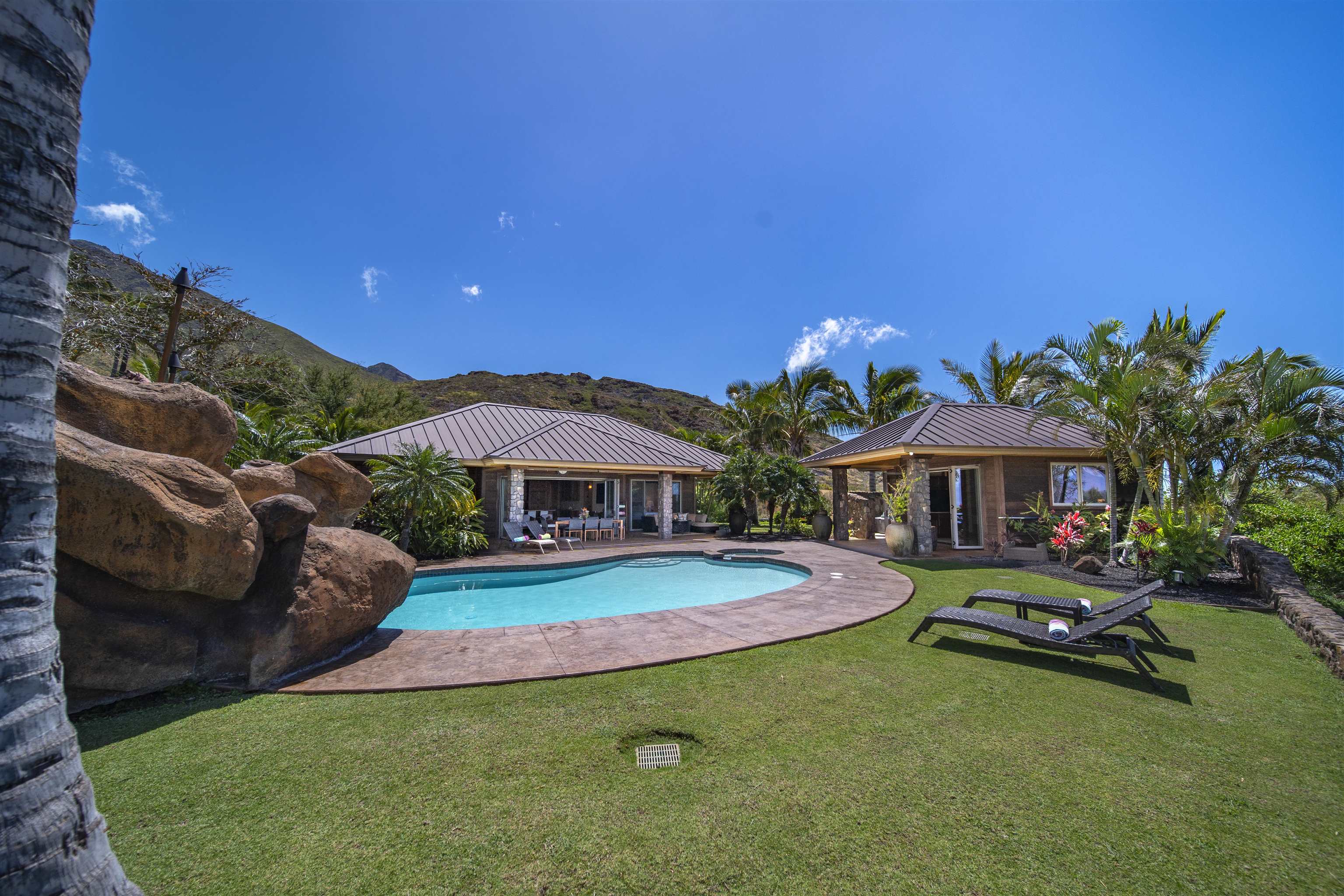 52  Iliahi Way Launiupoko, Lahaina home - photo 24 of 38