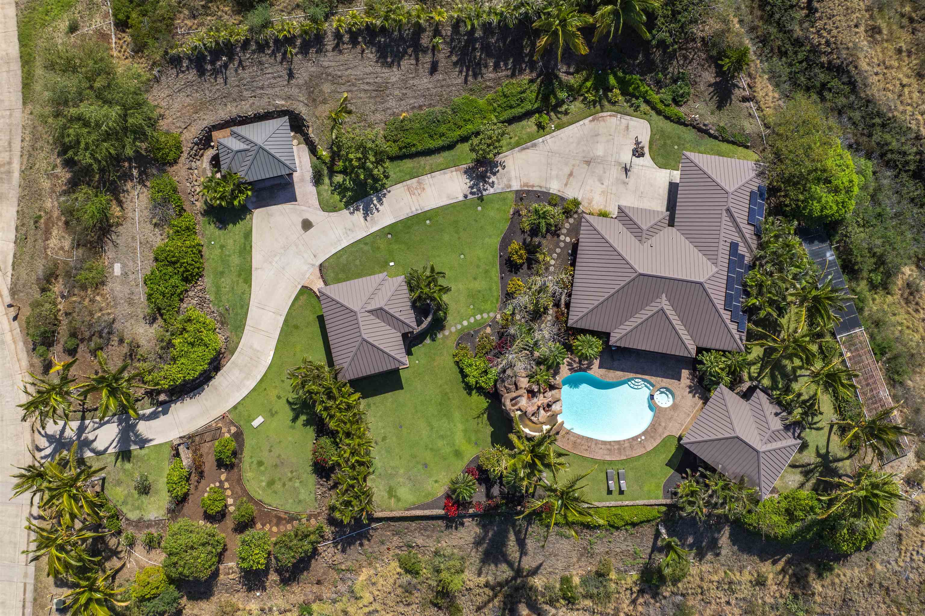 52  Iliahi Way Launiupoko, Lahaina home - photo 30 of 38