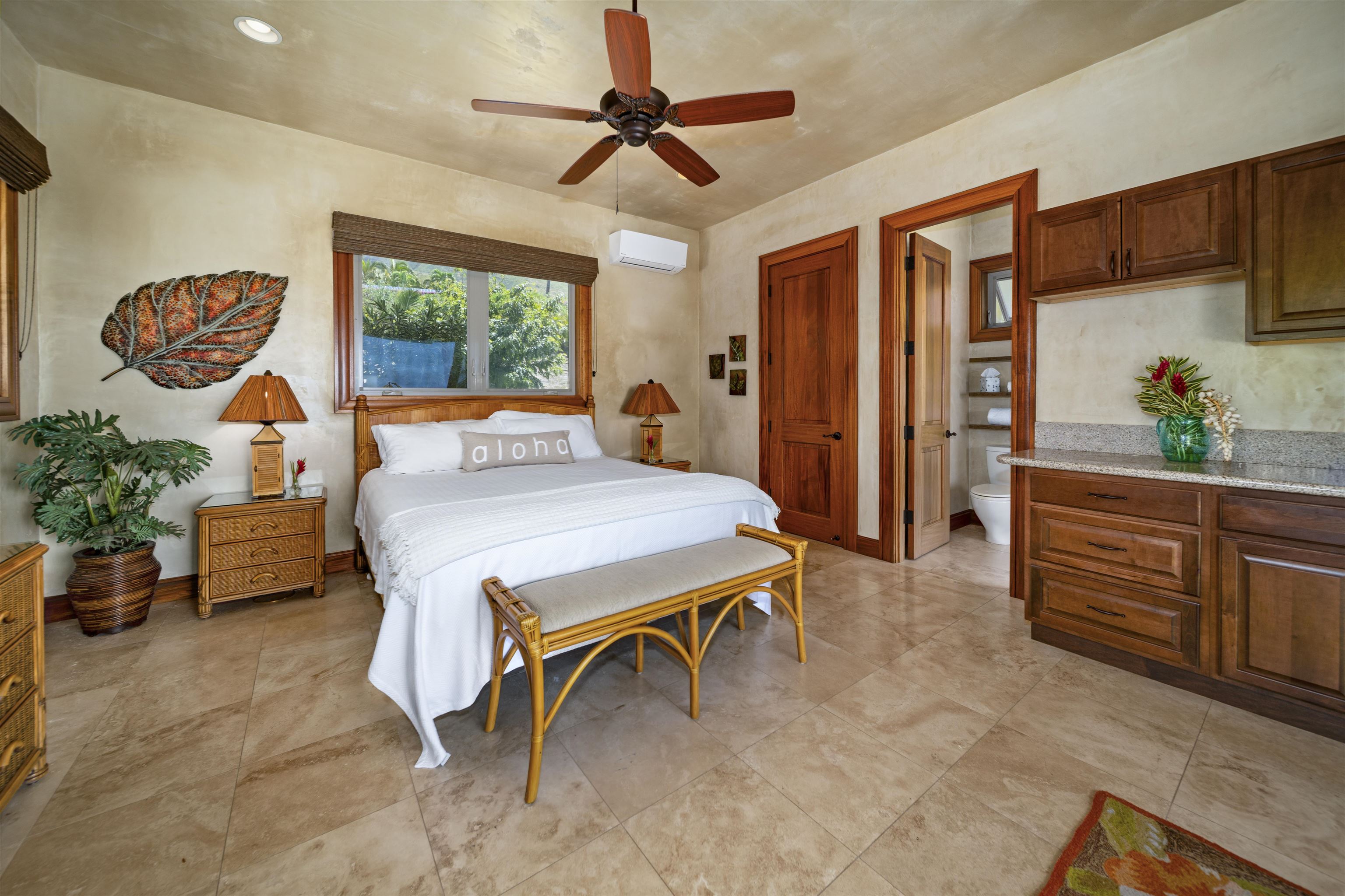 52  Iliahi Way Launiupoko, Lahaina home - photo 33 of 38