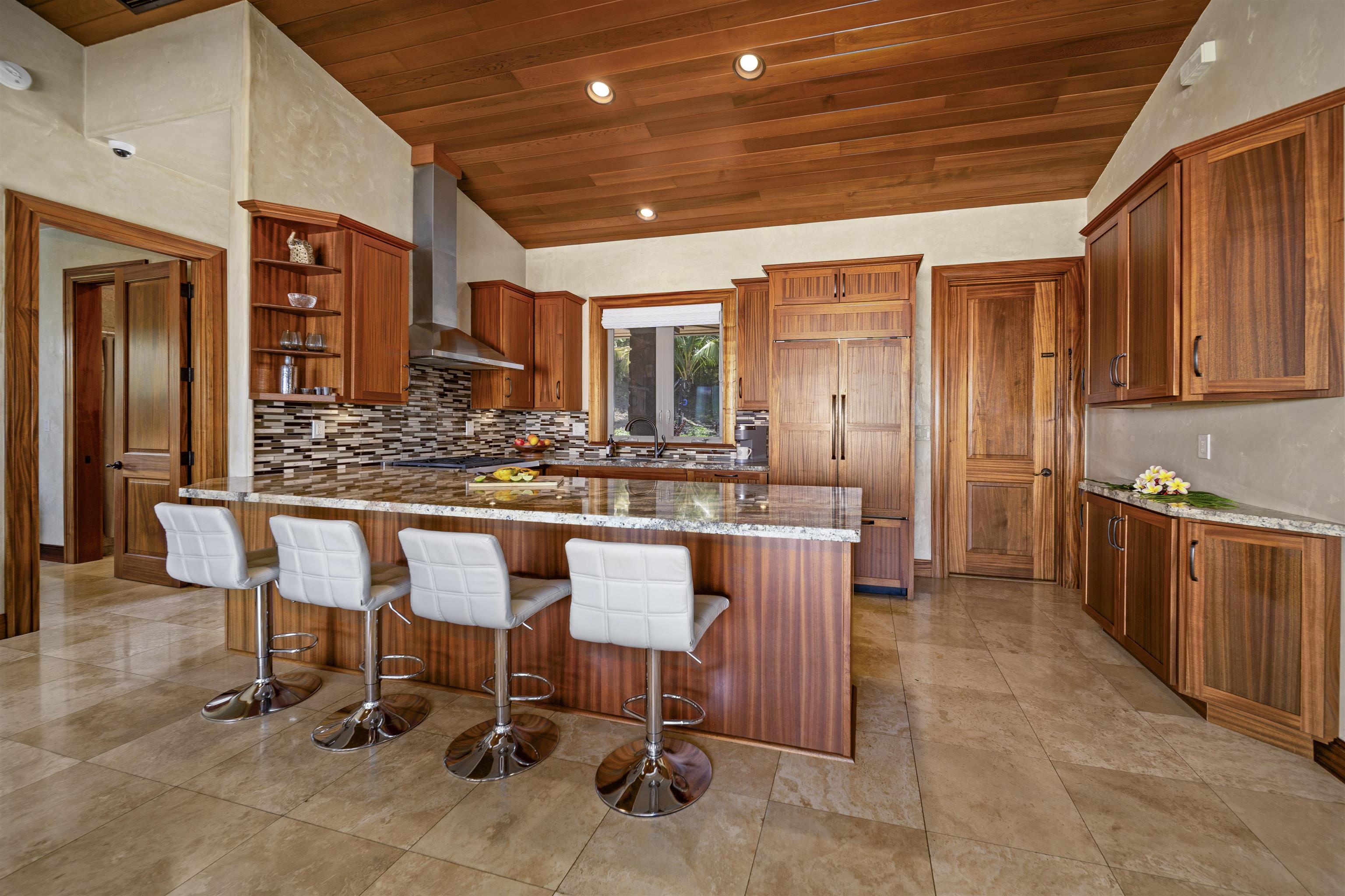 52  Iliahi Way Launiupoko, Lahaina home - photo 5 of 38