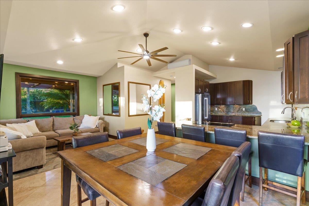 52  Lau Niu Way Launiupoko, Lahaina home - photo 13 of 48