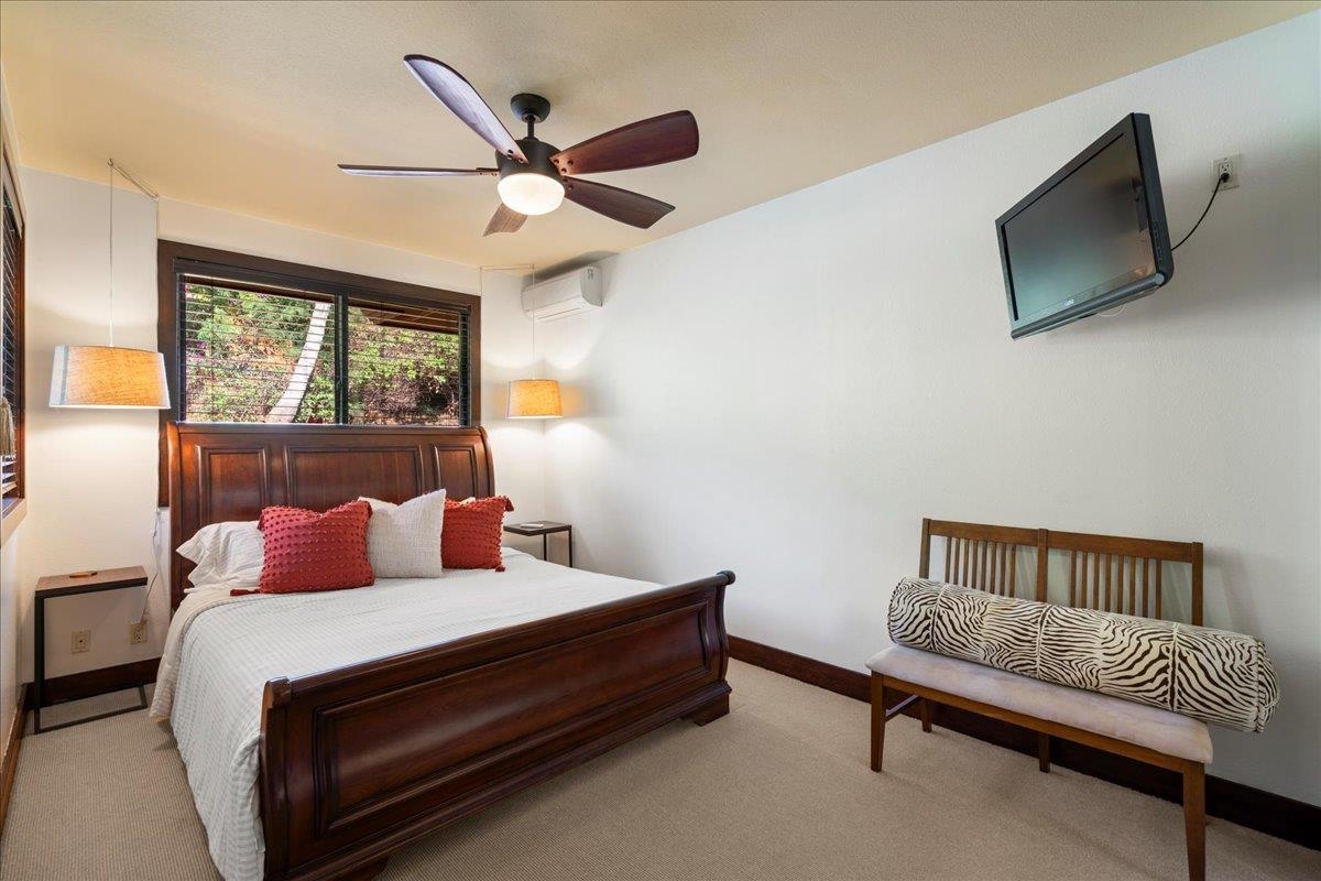 52  Lau Niu Way Launiupoko, Lahaina home - photo 25 of 48