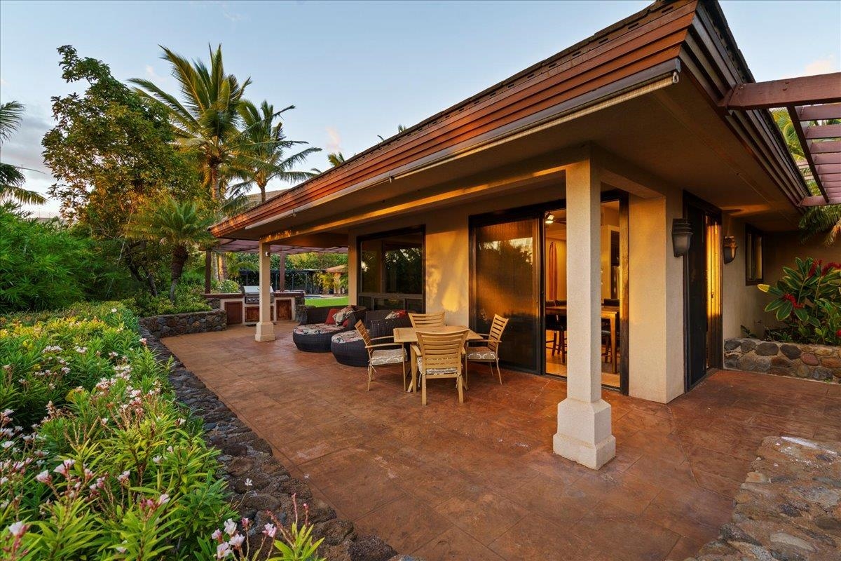 52  Lau Niu Way Launiupoko, Lahaina home - photo 45 of 48