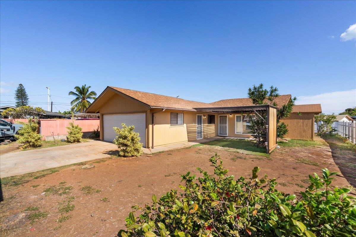52  Leipapa Pl , Kahului home - photo 2 of 26