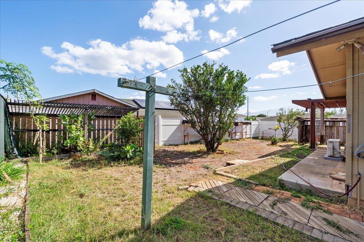 52  Leipapa Pl , Kahului home - photo 24 of 26