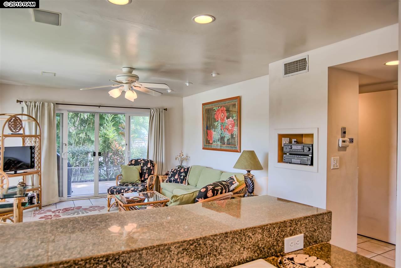 Puamana condo # 5-2, Lahaina, Hawaii - photo 7 of 28