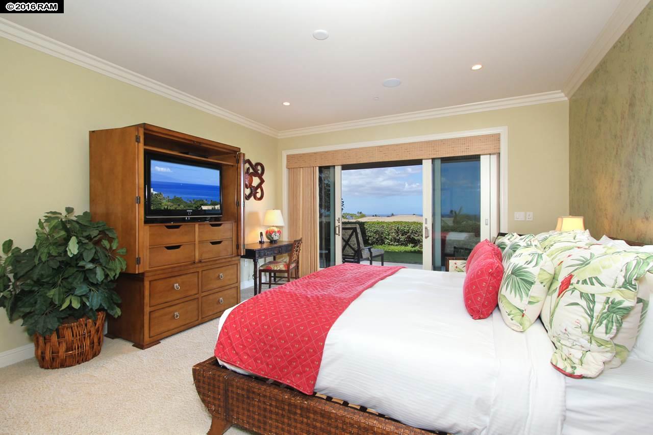 Hoolei condo # 52-2 (, Kihei, Hawaii - photo 14 of 27