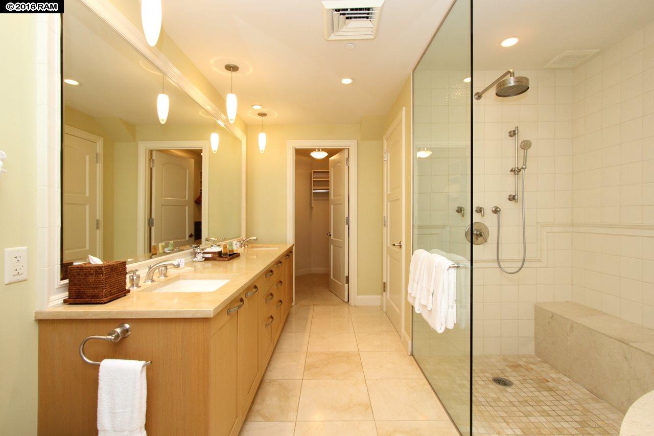 Hoolei condo # 52-2 (, Kihei, Hawaii - photo 17 of 27