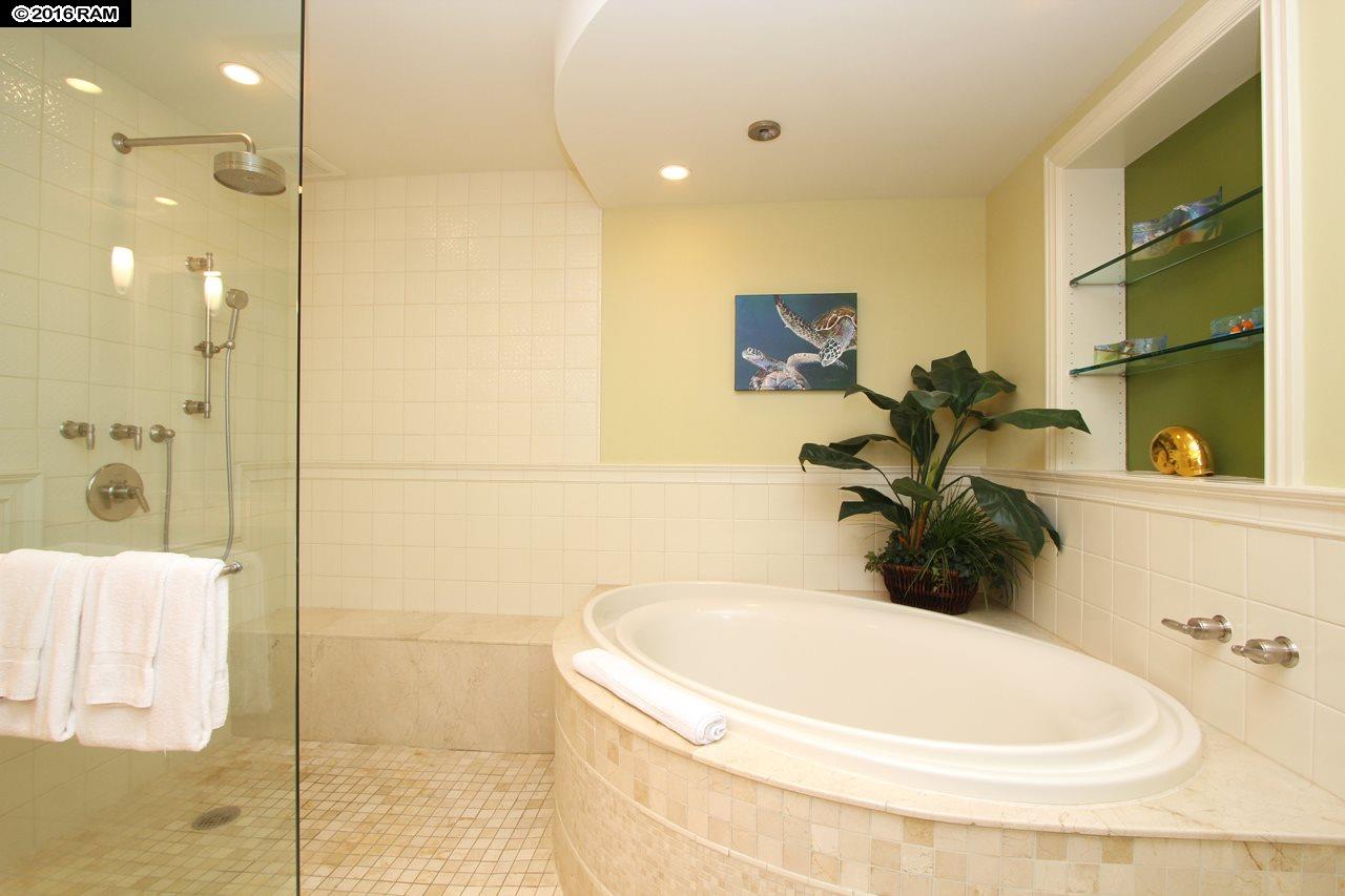 Hoolei condo # 52-2 (, Kihei, Hawaii - photo 18 of 27