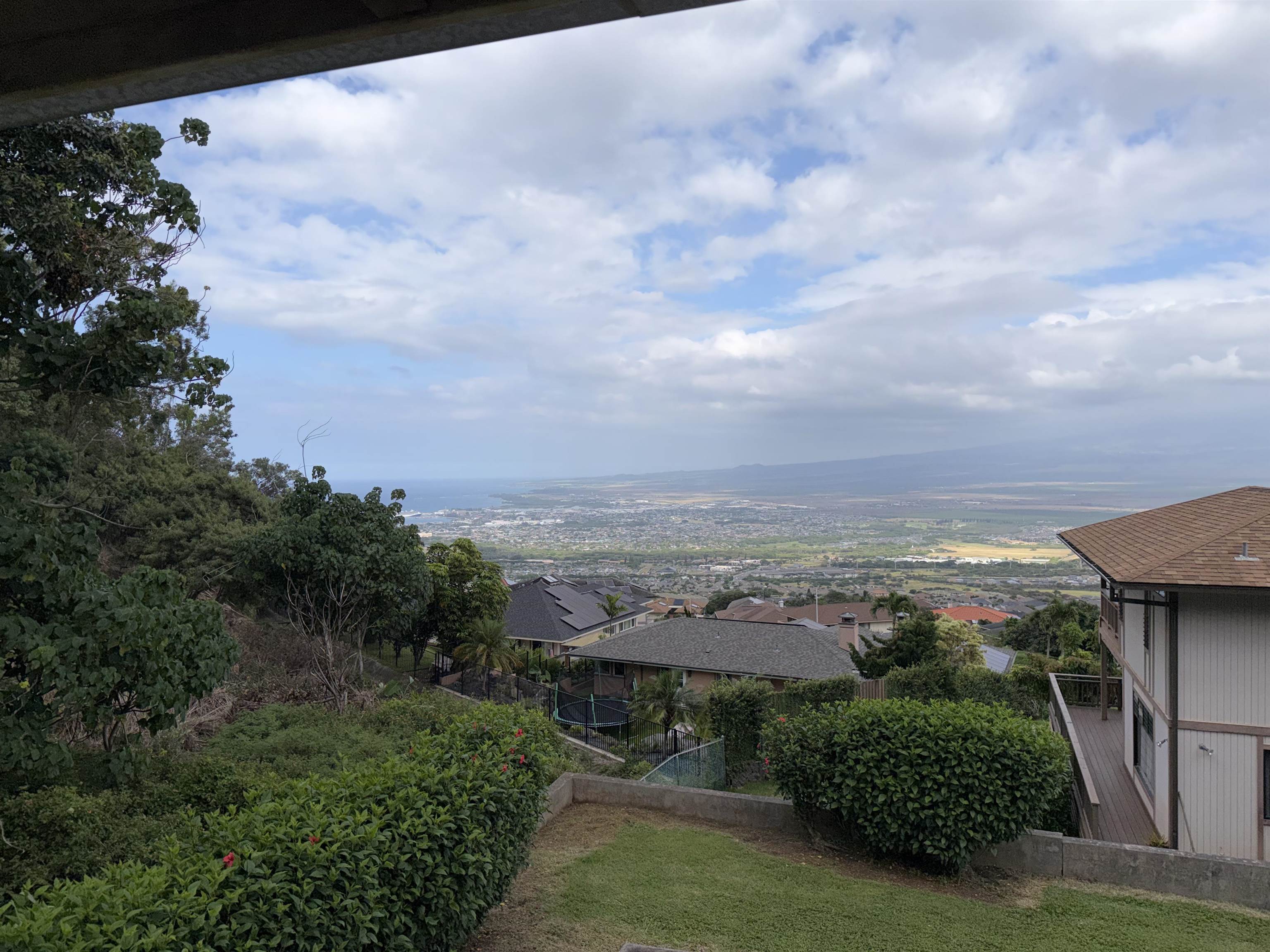 526  Iiwi Way Wailuku Heights, Wailuku home - photo 18 of 19