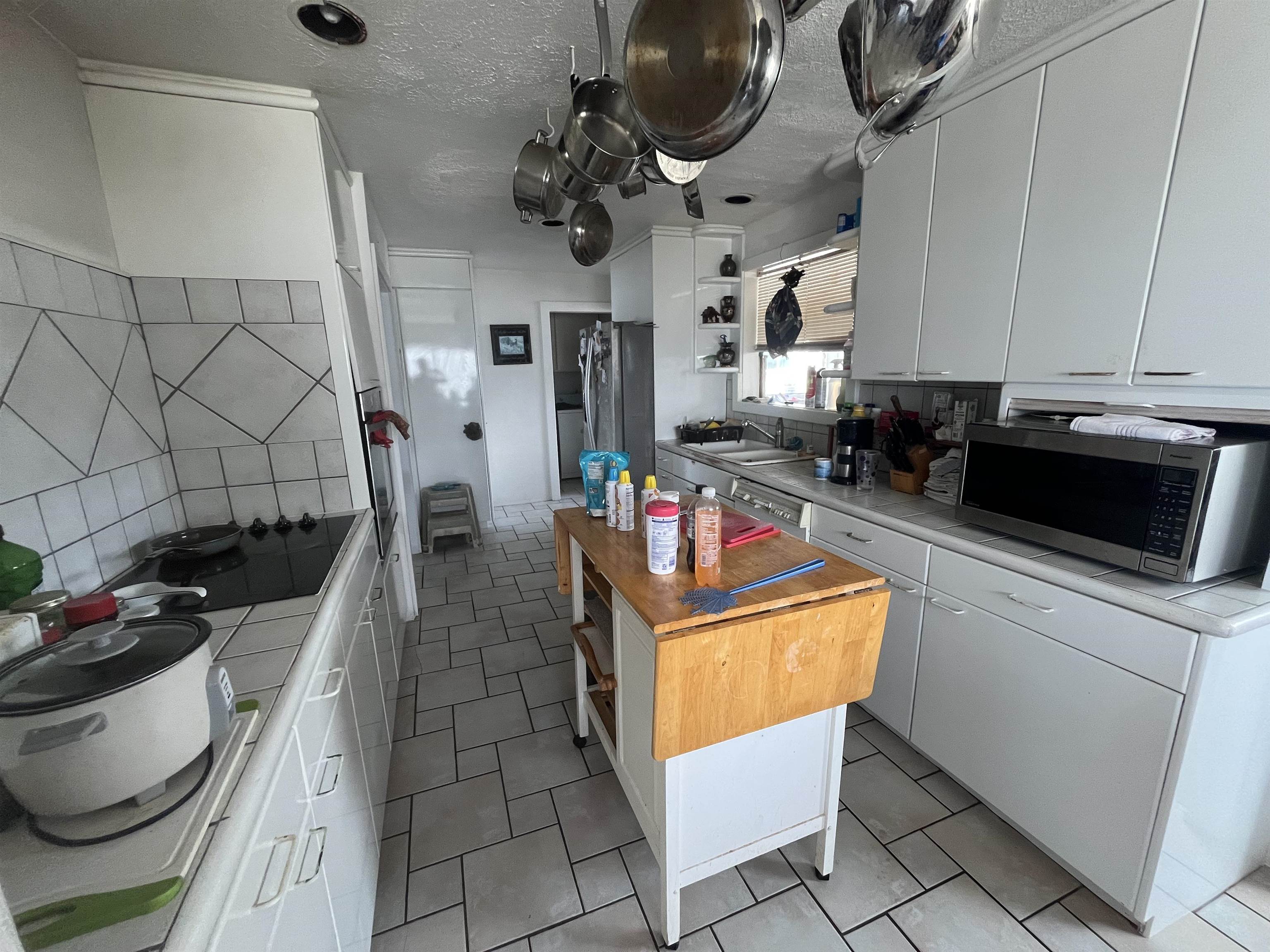 528  Kaikoo Pl , Wailuku home - photo 34 of 42