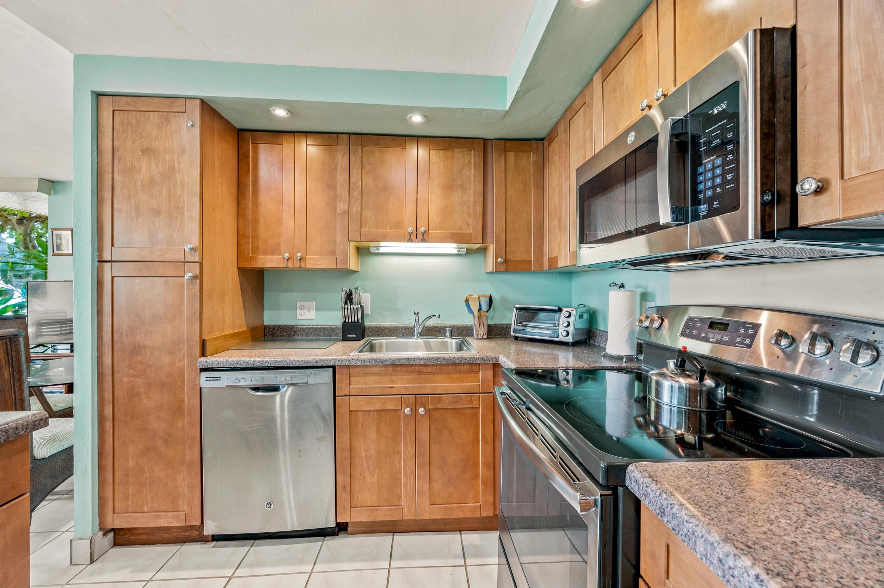 Napili Point I condo # A7, Lahaina, Hawaii - photo 21 of 43