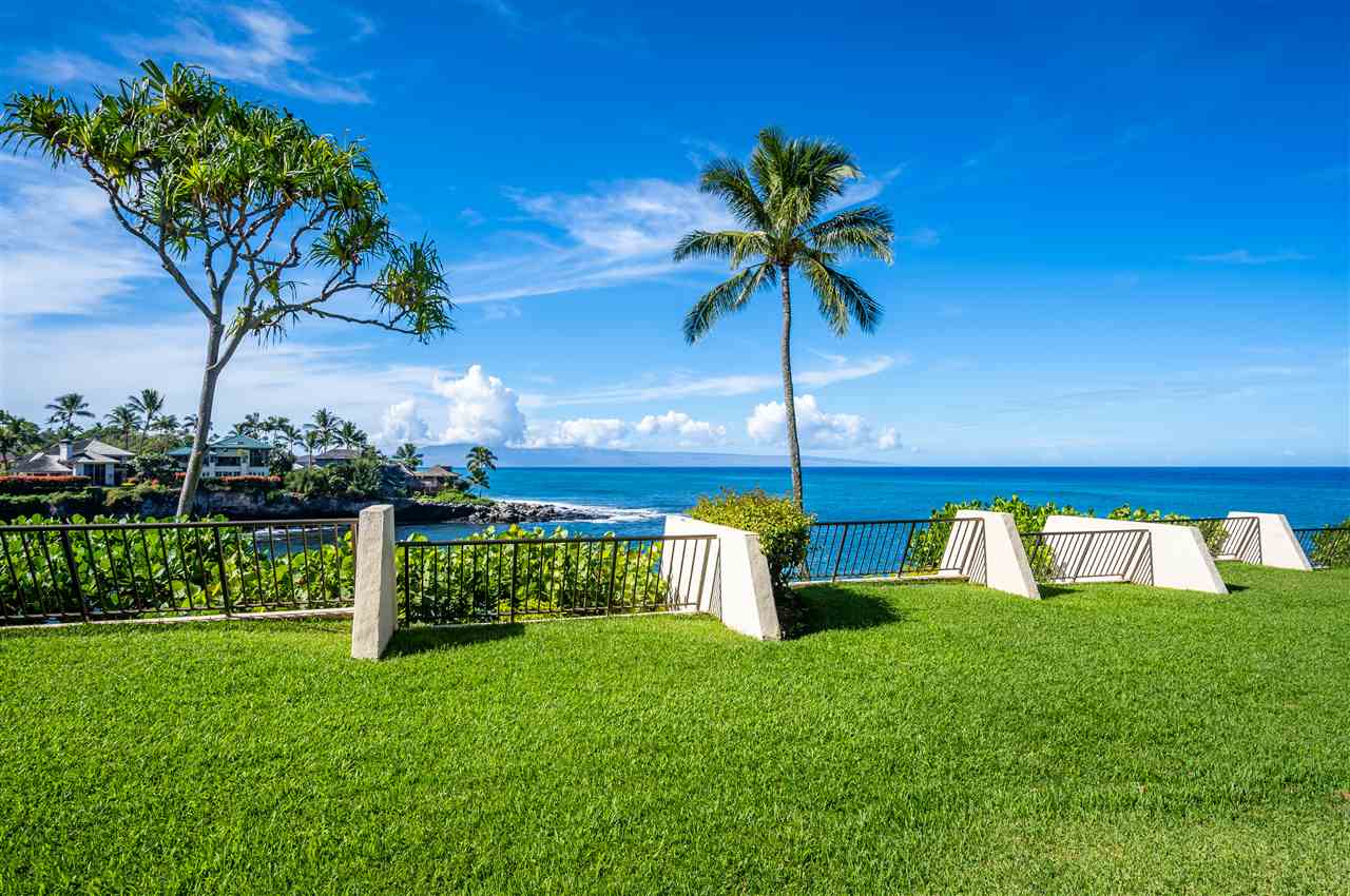 Napili Point II condo # B-23, Lahaina, Hawaii - photo 5 of 13