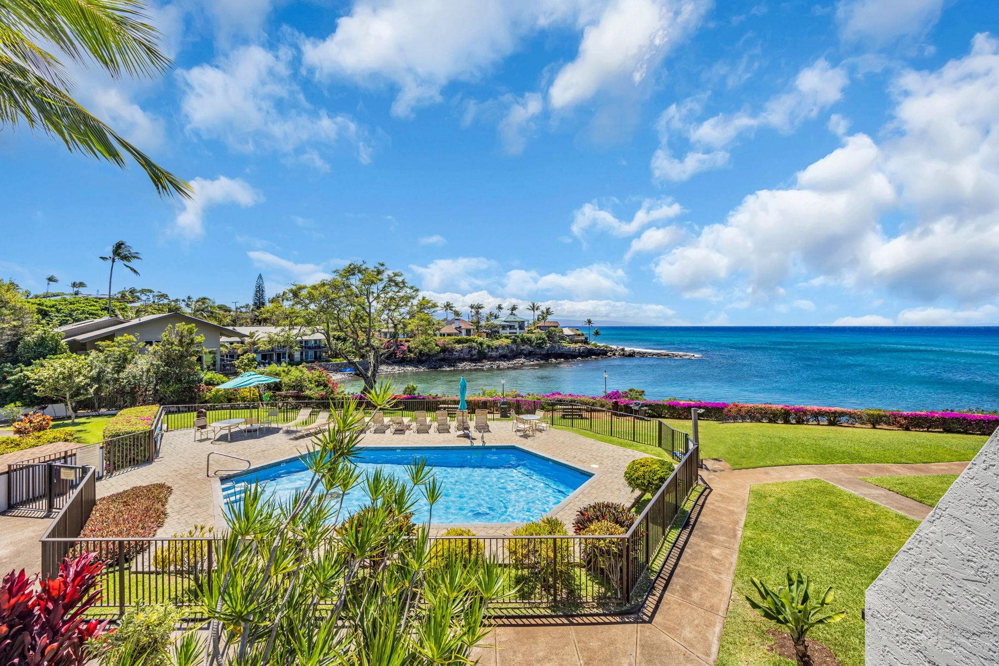 Napili Point II condo # B39, Lahaina, Hawaii - photo 23 of 32