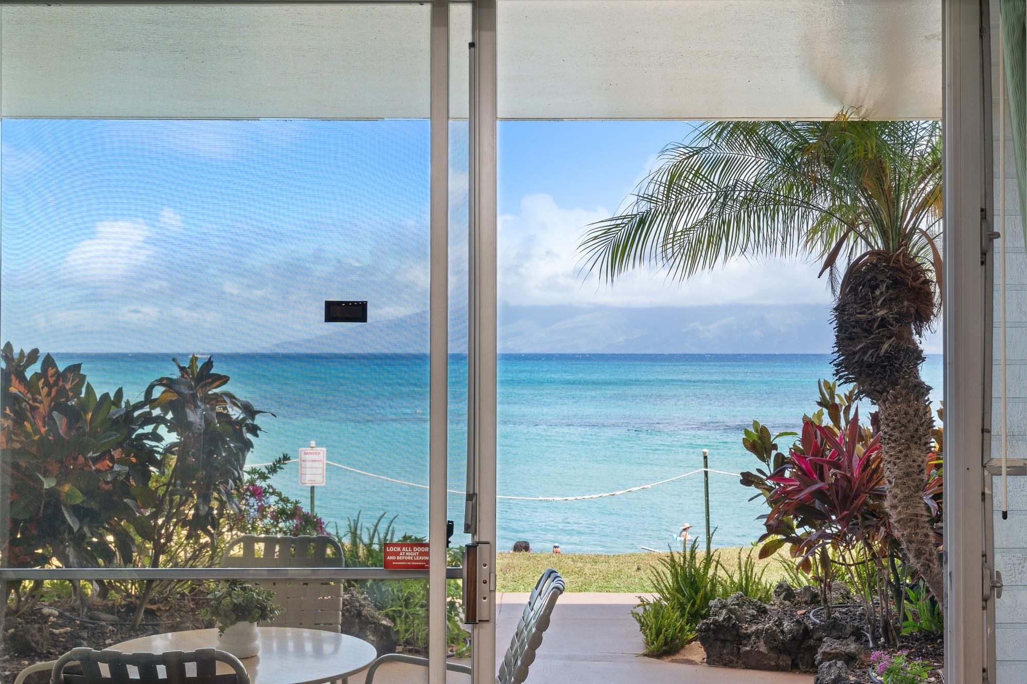 Napili Sunset condo # 111, Lahaina, Hawaii - photo 31 of 46