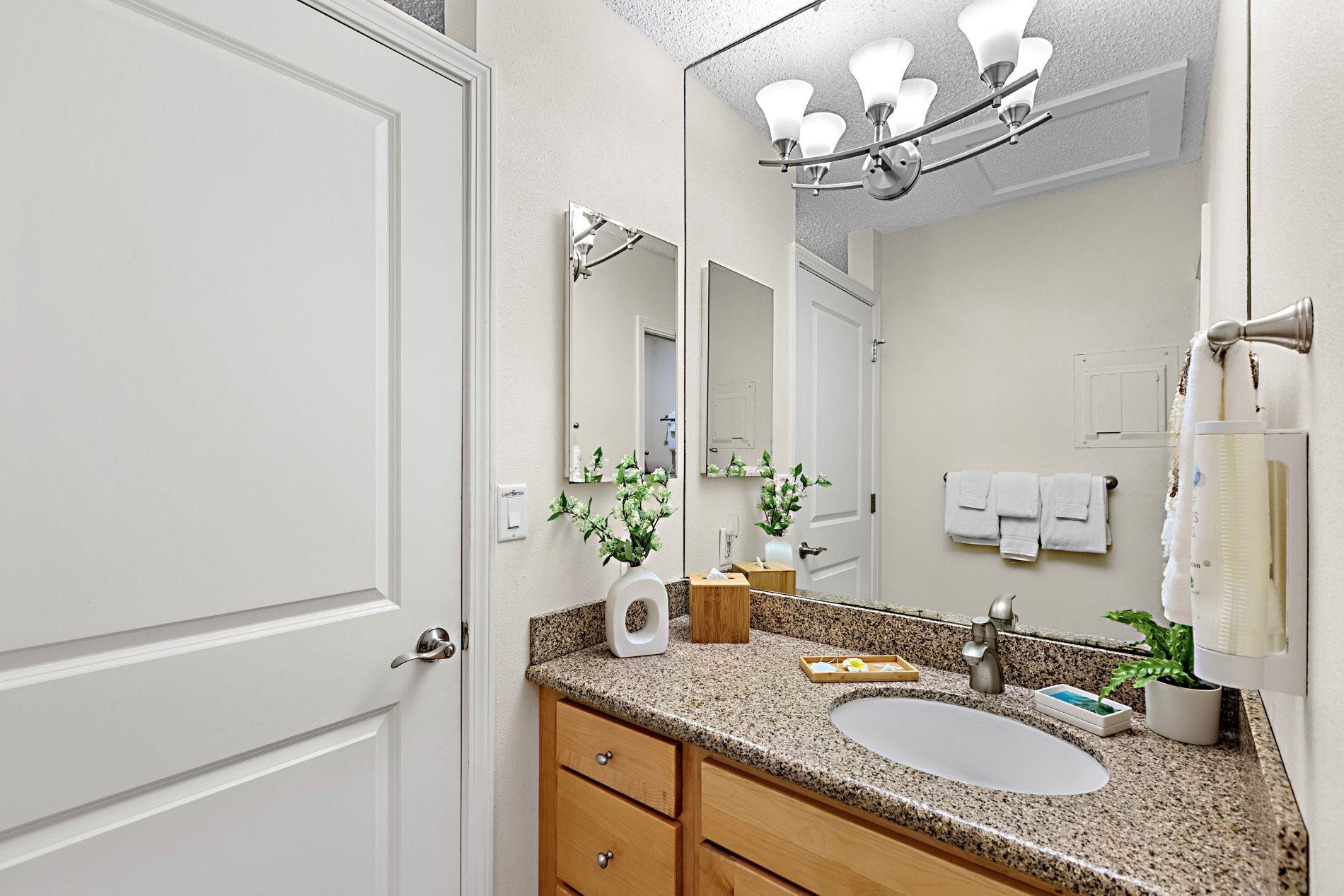 Napili Sunset condo # 215, Lahaina, Hawaii - photo 15 of 32